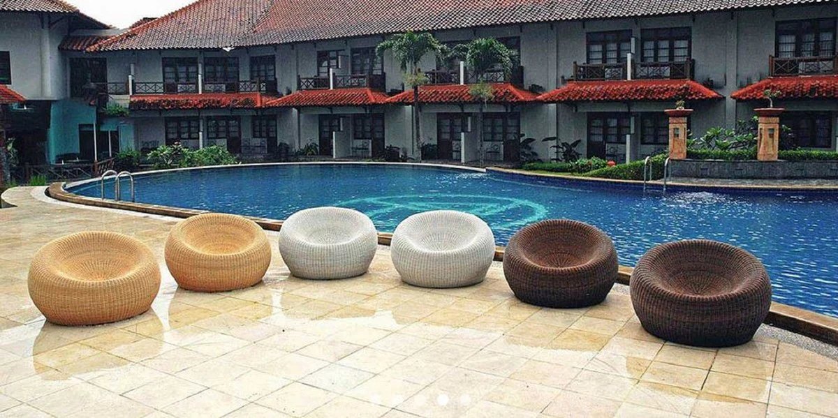 Casa Padrino sillón de jardín de lujo blanco Ø 113 x A. 70 cm - Sillón de piscina moderno redondo tejido a mano resistente a la intemperie - Mobiliario de jardín moderno - Mobiliario de Hotel