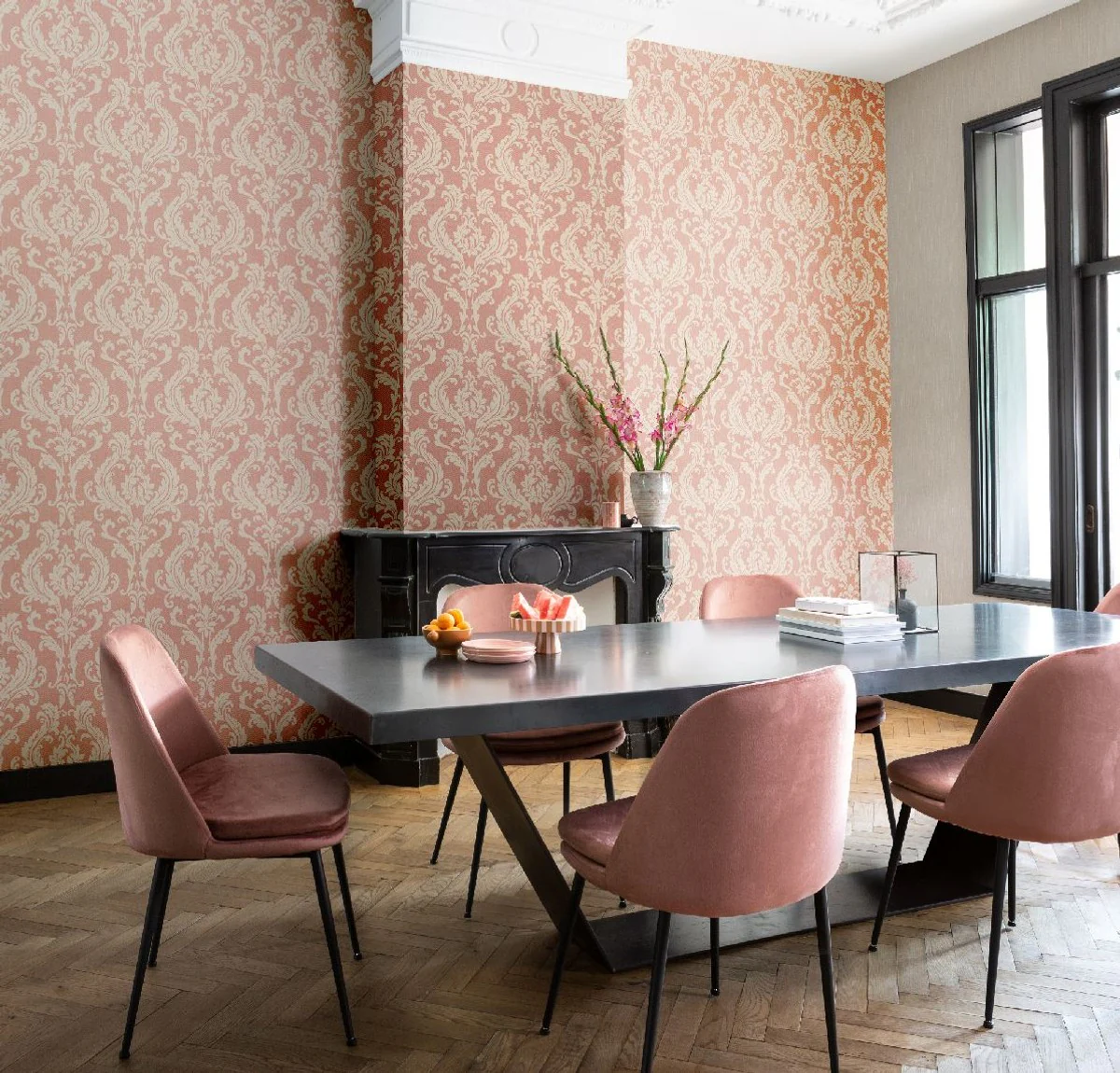 Casa Padrino papel pintado no tejido barroco rosa / beige - Papel pintado de salón de estilo barroco con patrón elegante - Decoración de pared en estilo barroco