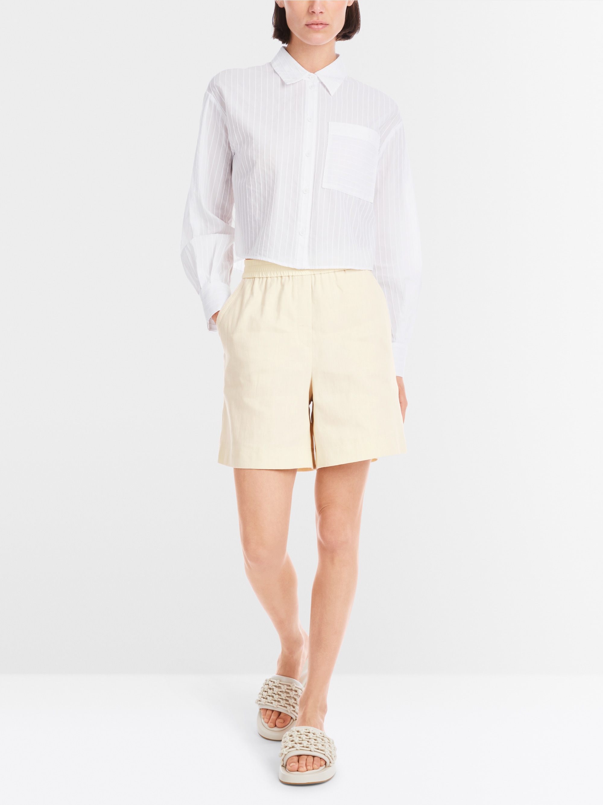 Marc-Cain WILLMAR shorts with linen