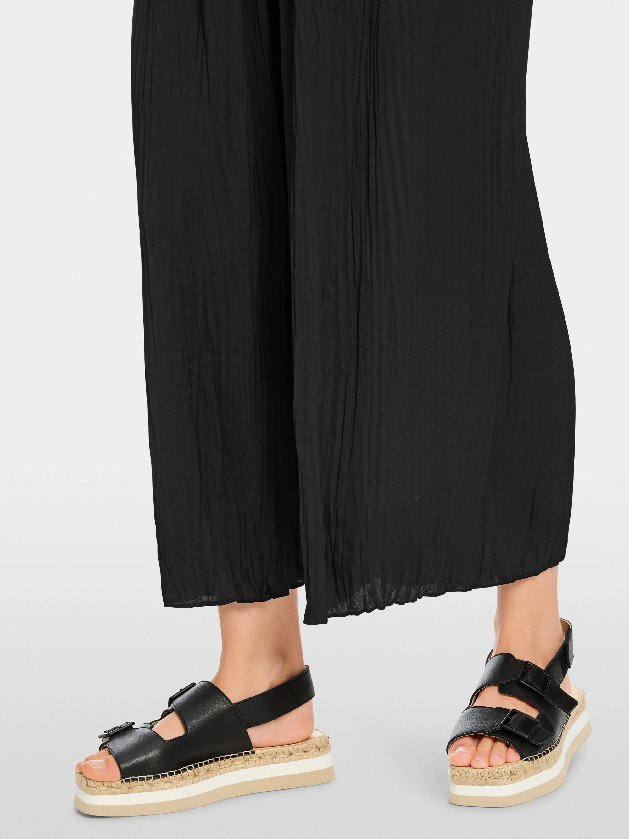 Marc-Cain WOLIN Rethink Together pleated trouers