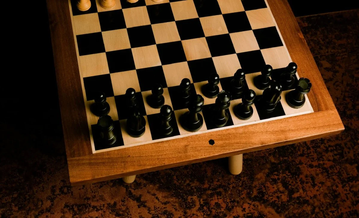 Casa Padrino conjunto de ajedrez de lujo 50 x 50 cm - Conjunto de ajedrez de madera - Tablero de ajedrez con piezas de ajedrez