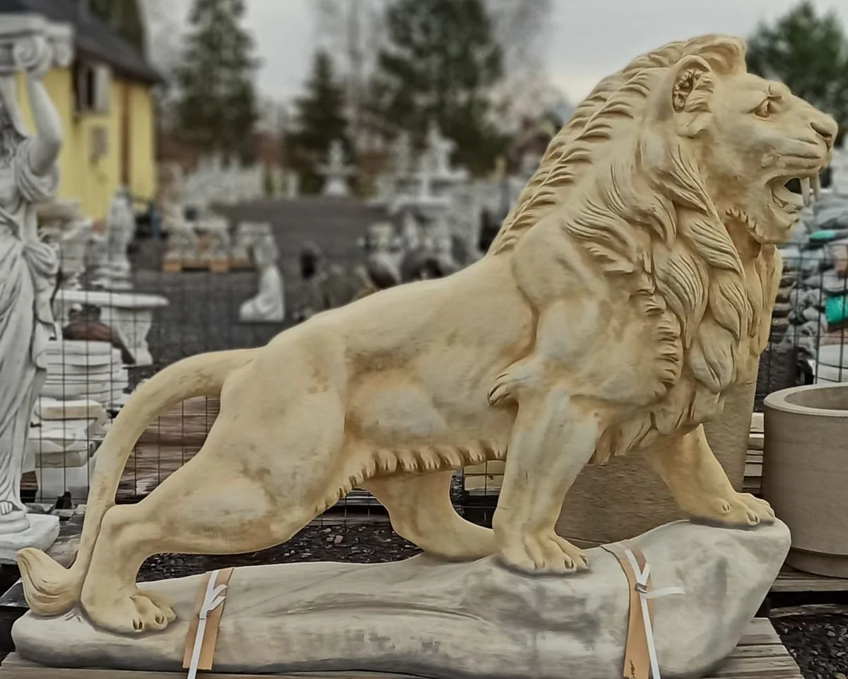 Casa Padrino escultura de decoraci¨®n de jard¨ªn XXL le¨®n lado izquierdo arena / gris 186 x A. 150 cm - Figura XXL de decoraci¨®n de jard¨ªn - Accesorios de decoraci¨®n de jard¨ªn en estilo barroco