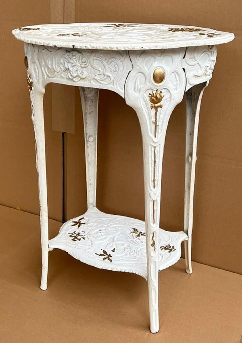 Casa Padrino mesa auxiliar decorativa de jard¨ªn Art Nouveau blanco / oro 46,6 x 36 x A. 60,4 cm - Mesa de flores nost¨¢lgica de hierro fundido - Muebles de Jard¨ªn Barrocos y Art Nouveau
