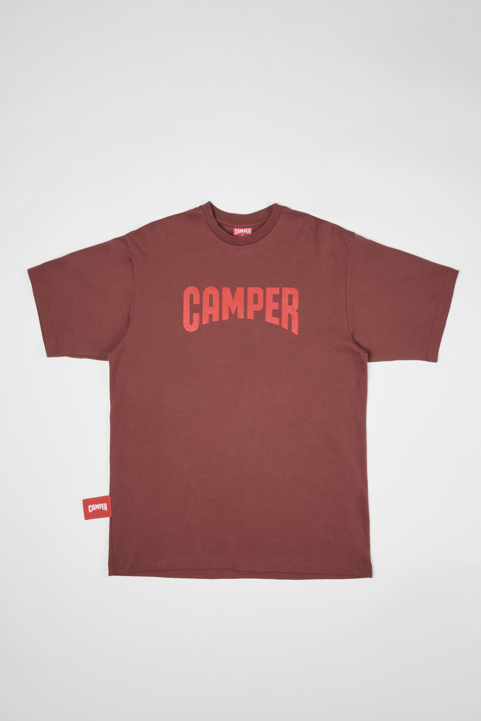 T-Shirt - Burgundy T-shirt with Camper logo