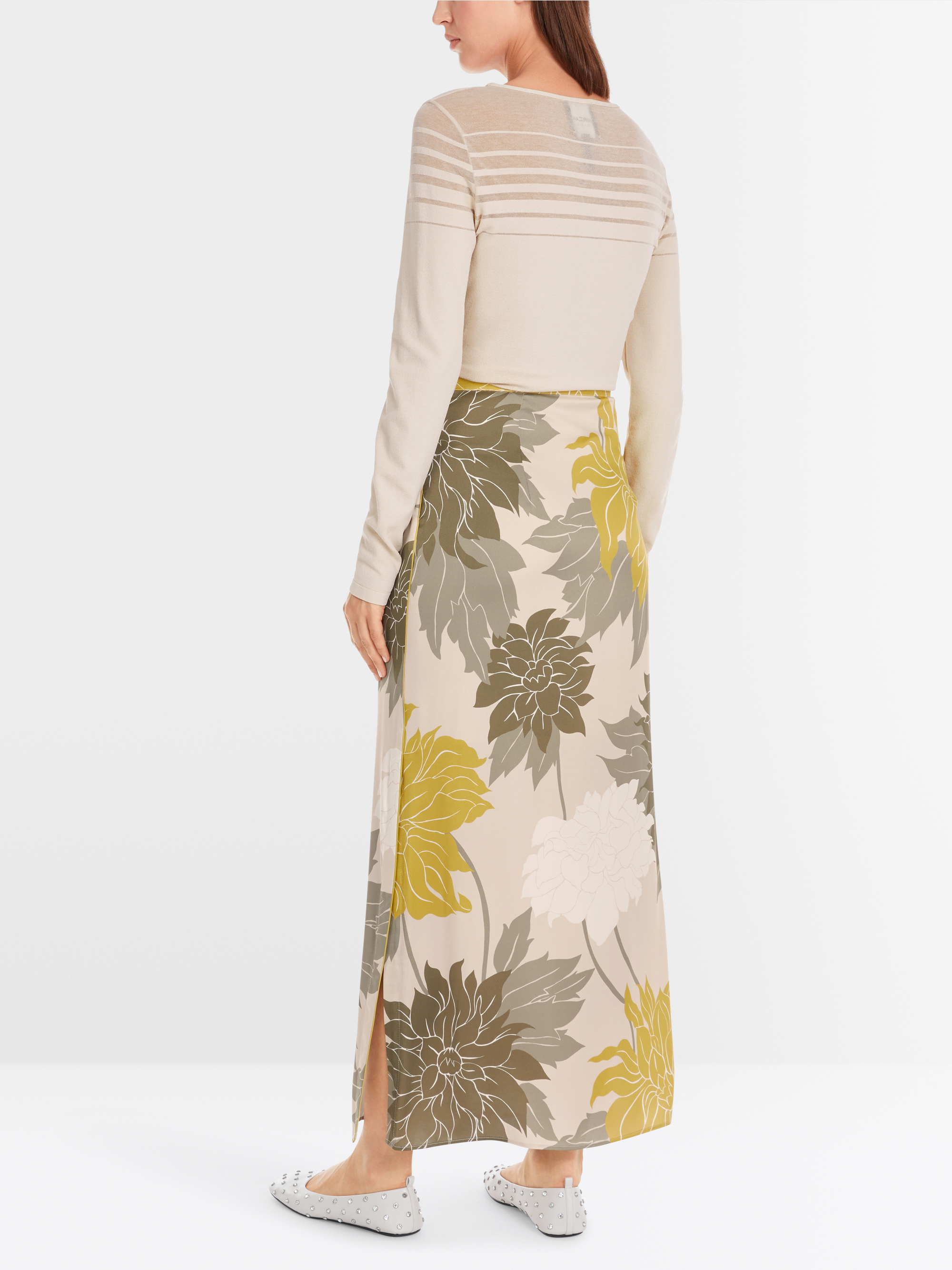 Marc-Cain Elegantly shiny silk skirt