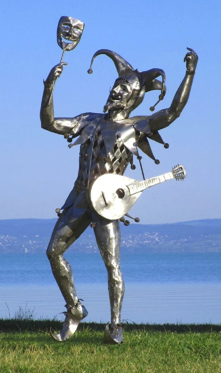 Casa Padrino escultura de buf¨®n decorativa de lujo plata 101 x 85 x A. 212 cm - Figura de buf¨®n decorativa de jard¨ªn - Escultura de acero inoxidable - Esculturas de jard¨ªn - Esculturas de metal