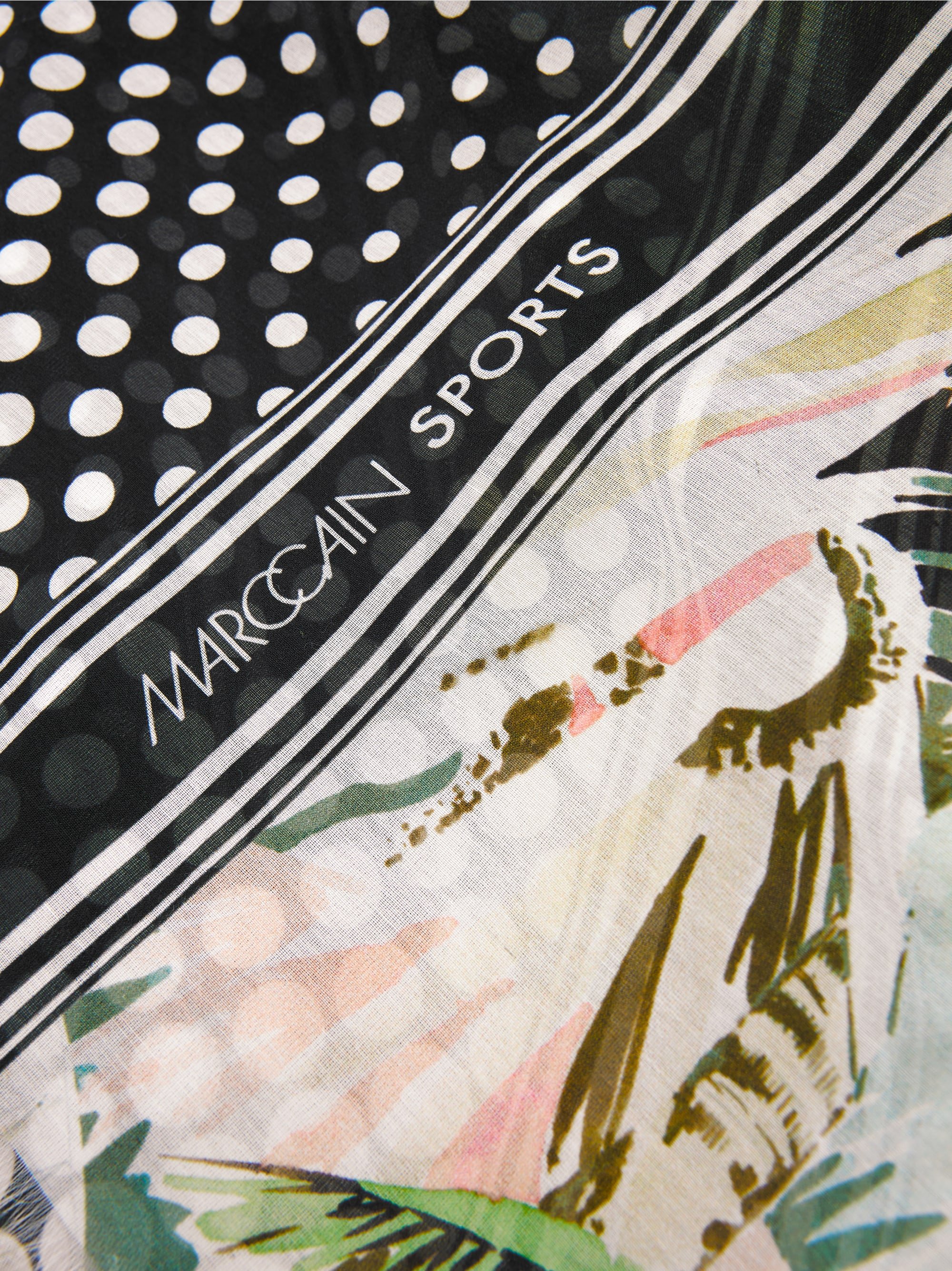 Marc-Cain Airy scarf in mixed patterns