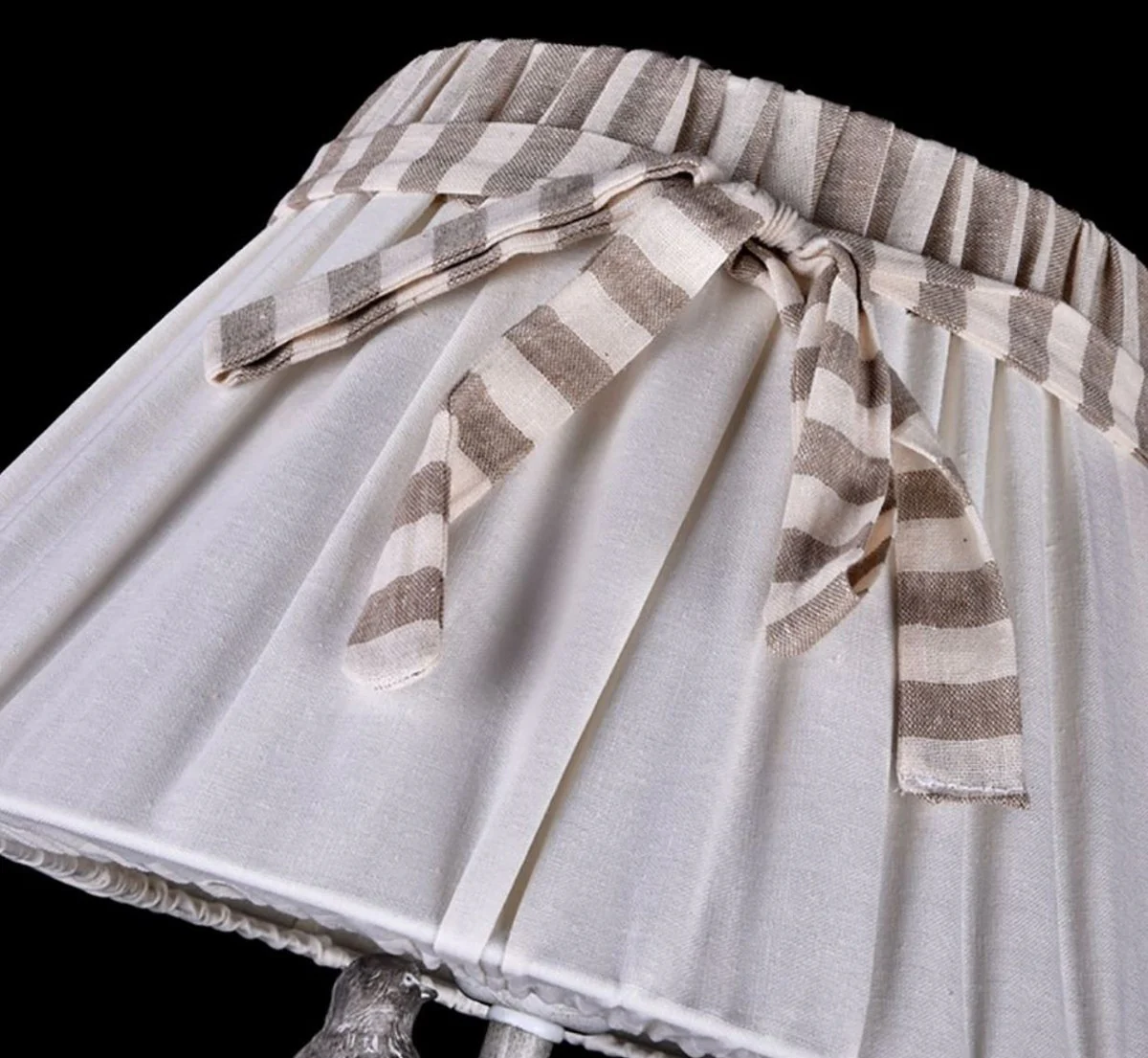 Casa Padrino Art Nouveau Floor Lamp Antique White Ø 40 x H. 164 cm - Art Nouveau Floor Light