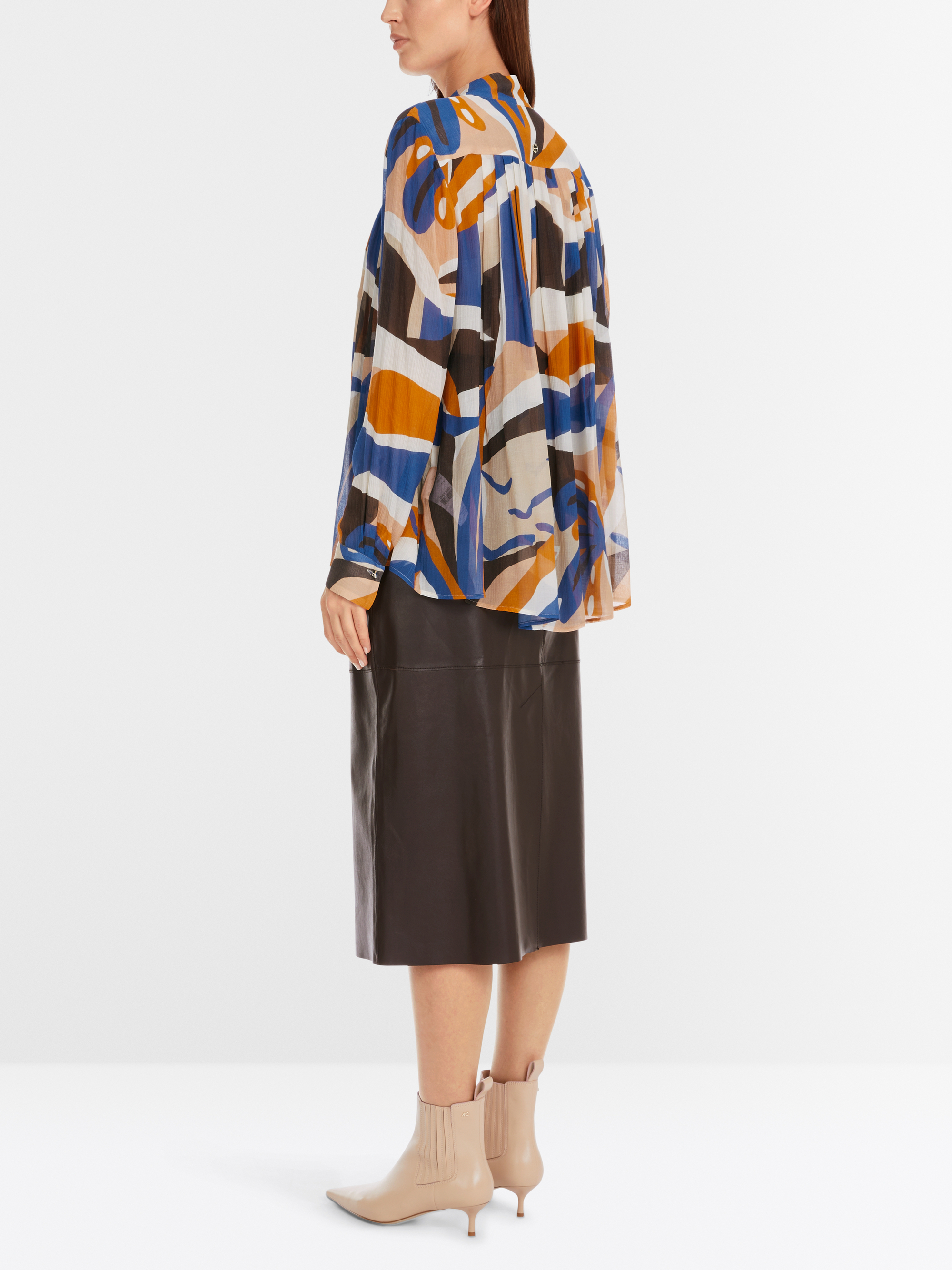 Marc-Cain Tie-neck blouse in arty design