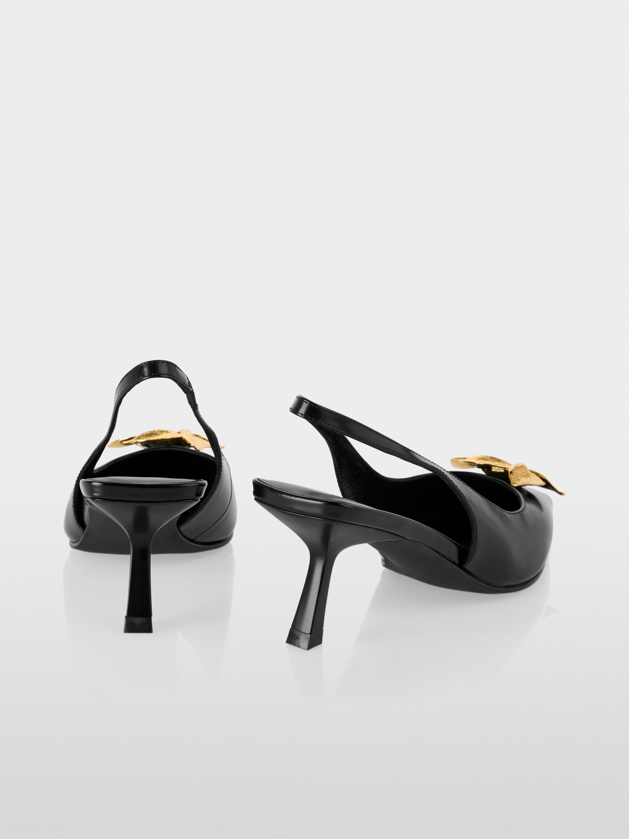 Marc-Cain Slingback pumps in calf leather