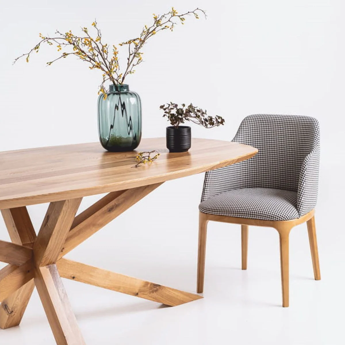 Casa Padrino Conjunto de Comedor de Lujo - 1 Mesa Extensible y 8 Sillas - Muebles de Comedor