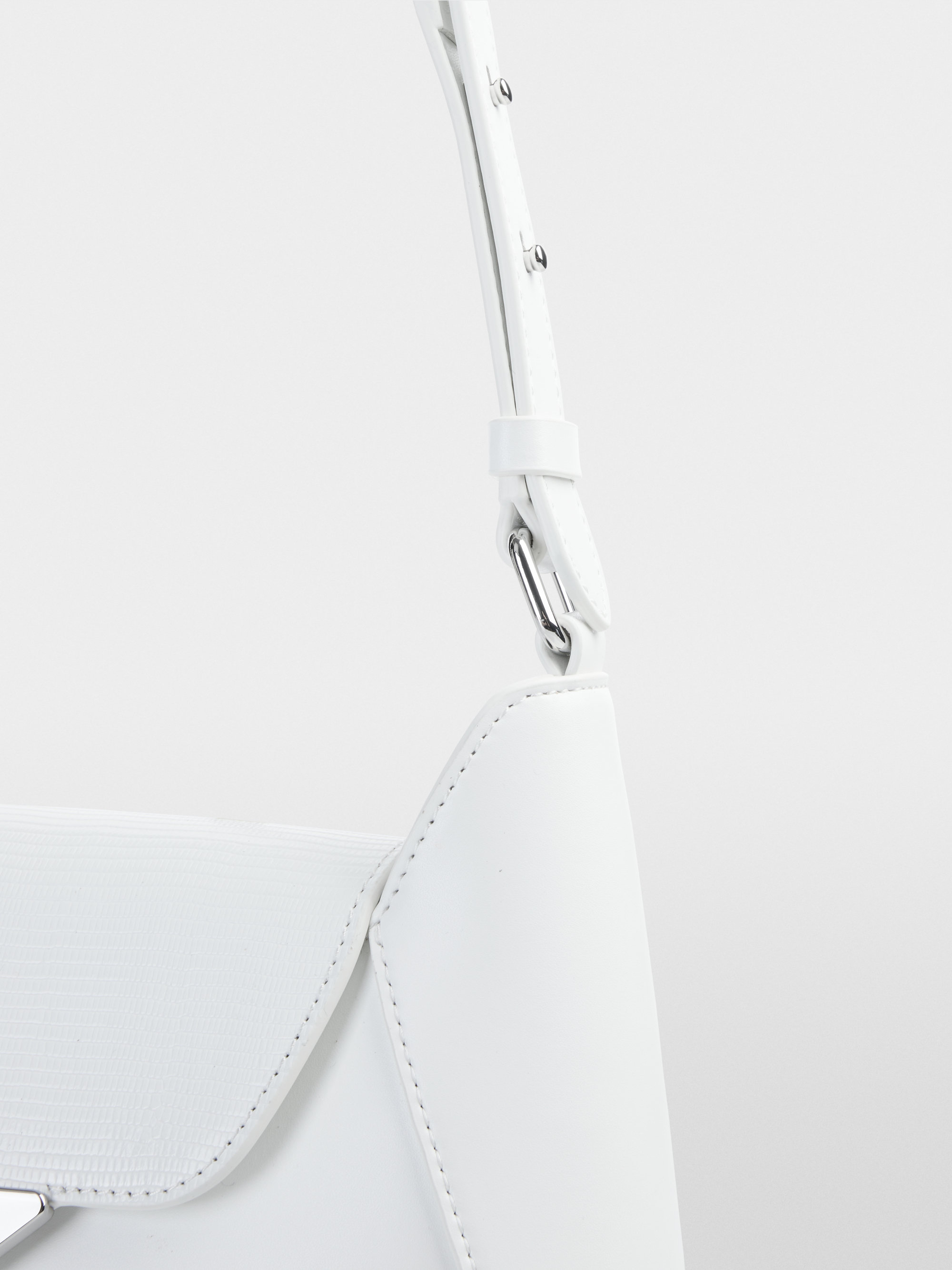 Marc-Cain Shoulder bag with metal fastener