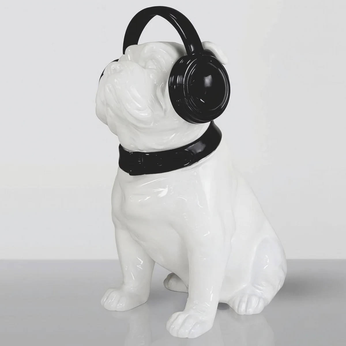 Casa Padrino escultura decorativa perro bulldog con auriculares blanco / negro A. 120 cm