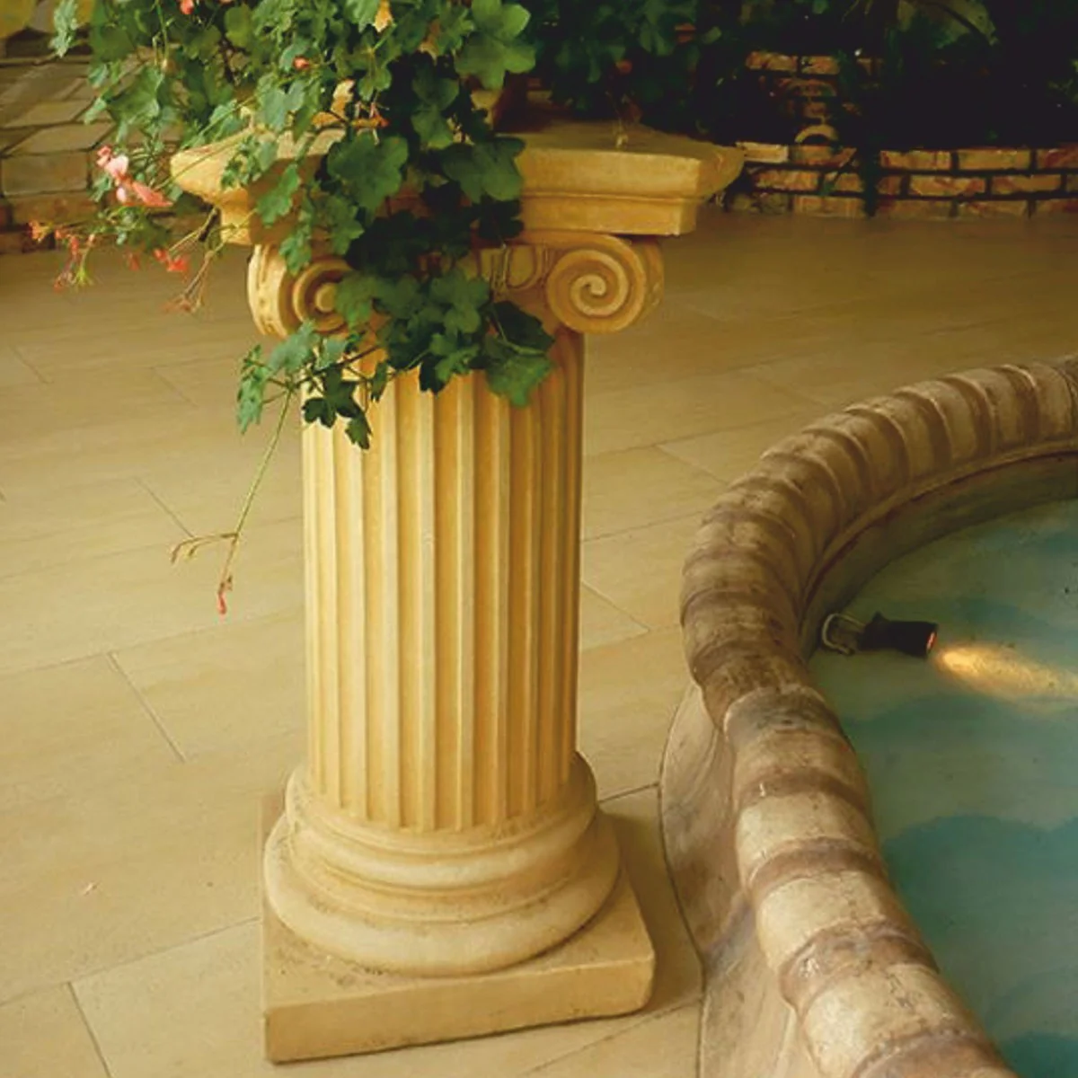 Casa Padrino Columna Barroco Amarillo A. 81 cm - Magn¨ªfica Decoraci¨®n para Jard¨ªn y Patio