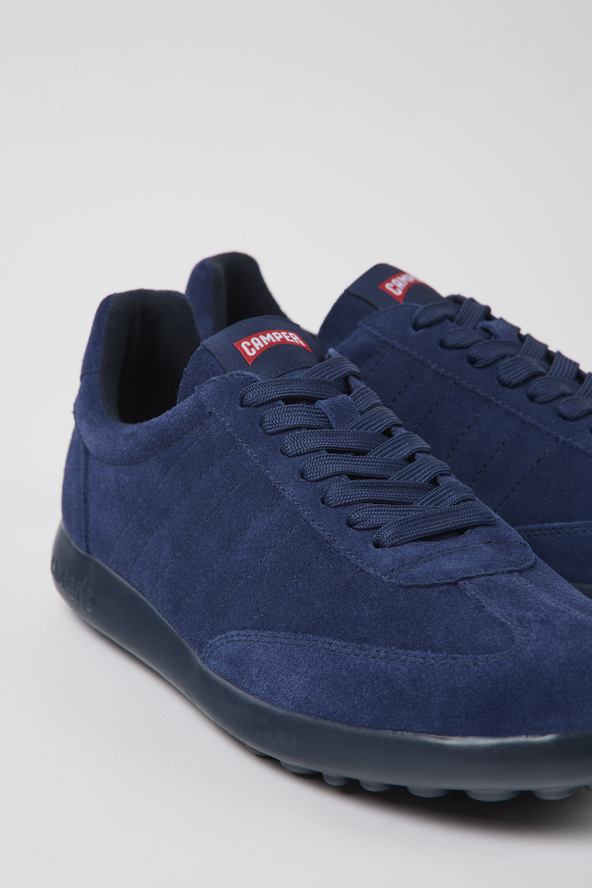 Pelotas XLite - Blue nubuck sneakers for men