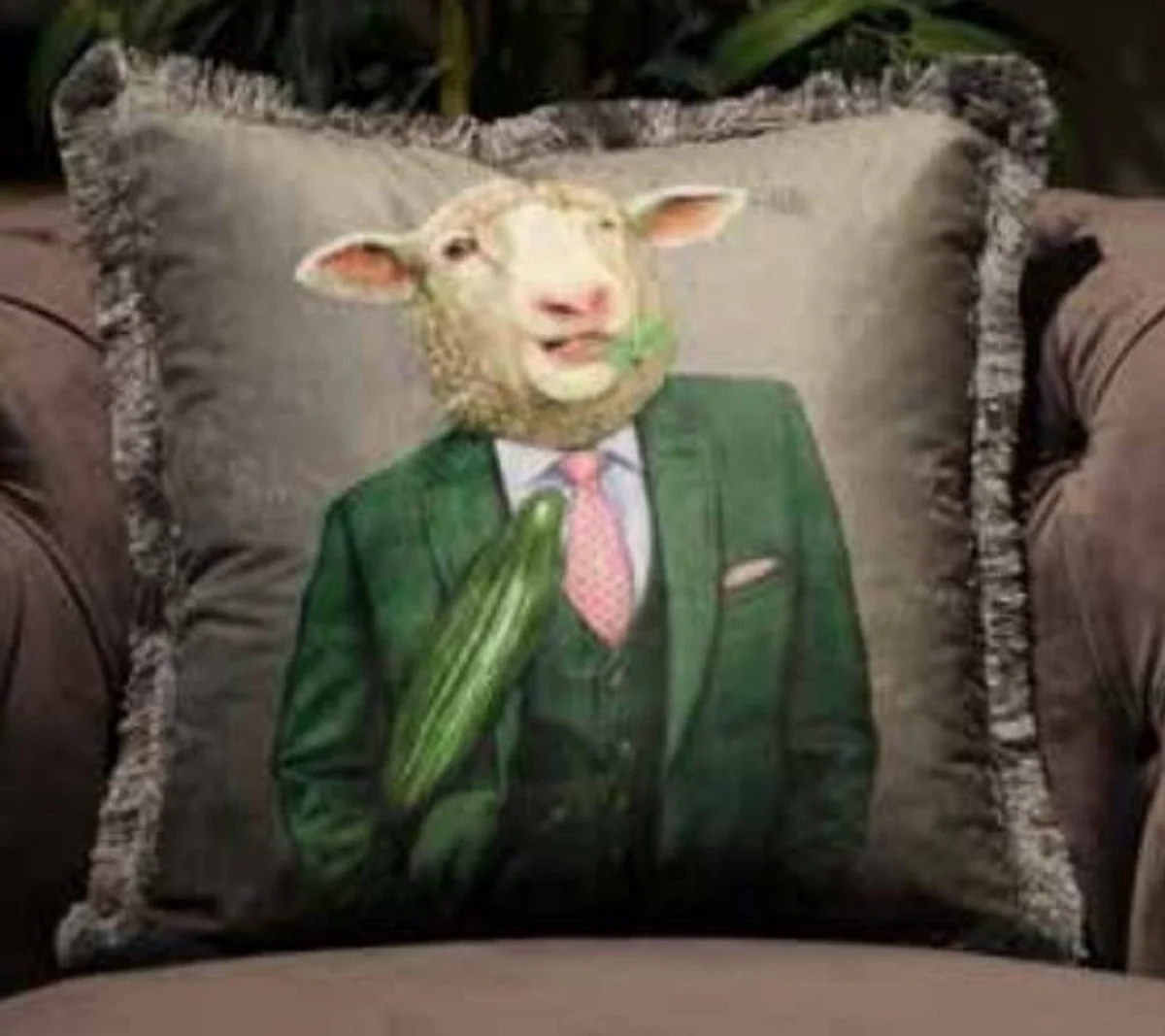 Casa Padrino almohada decorativa de lujo caballero oveja gris / multicolor 45 x 45 cm - Almohada de terciopelo estampada con flecos - Calidad de Lujo