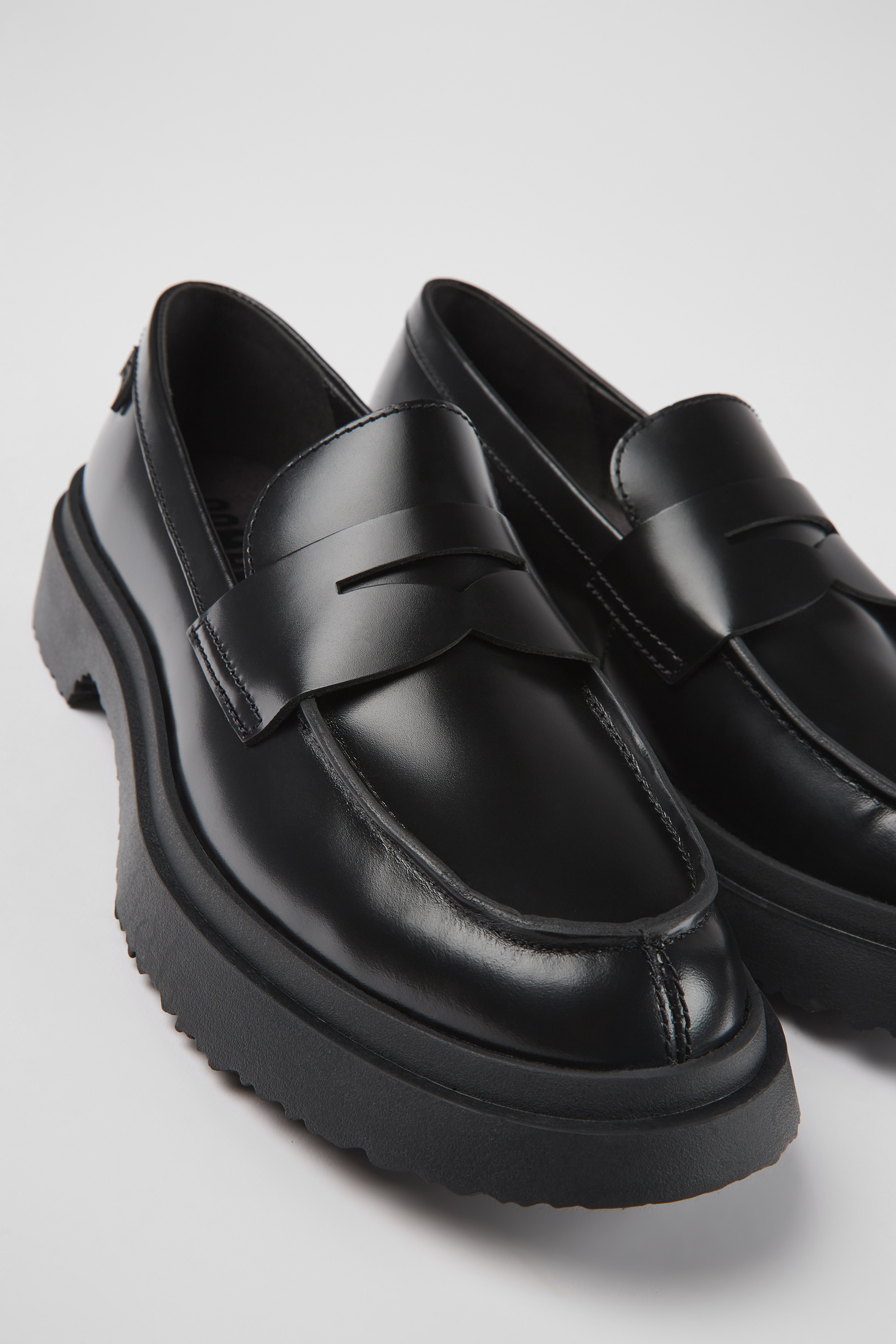 Walden - Black leather loafers for women