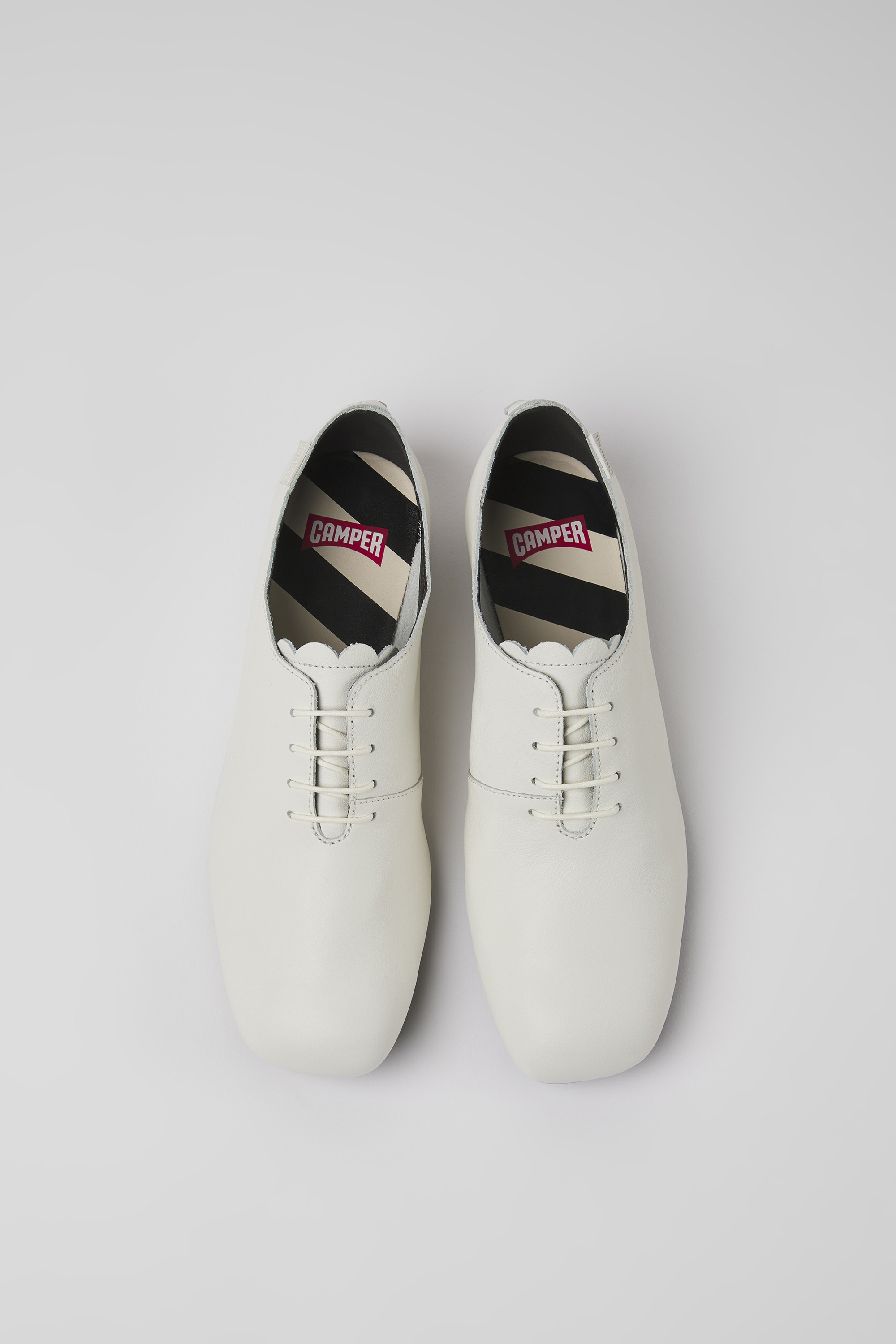 Casi Myra - White leather shoes for women