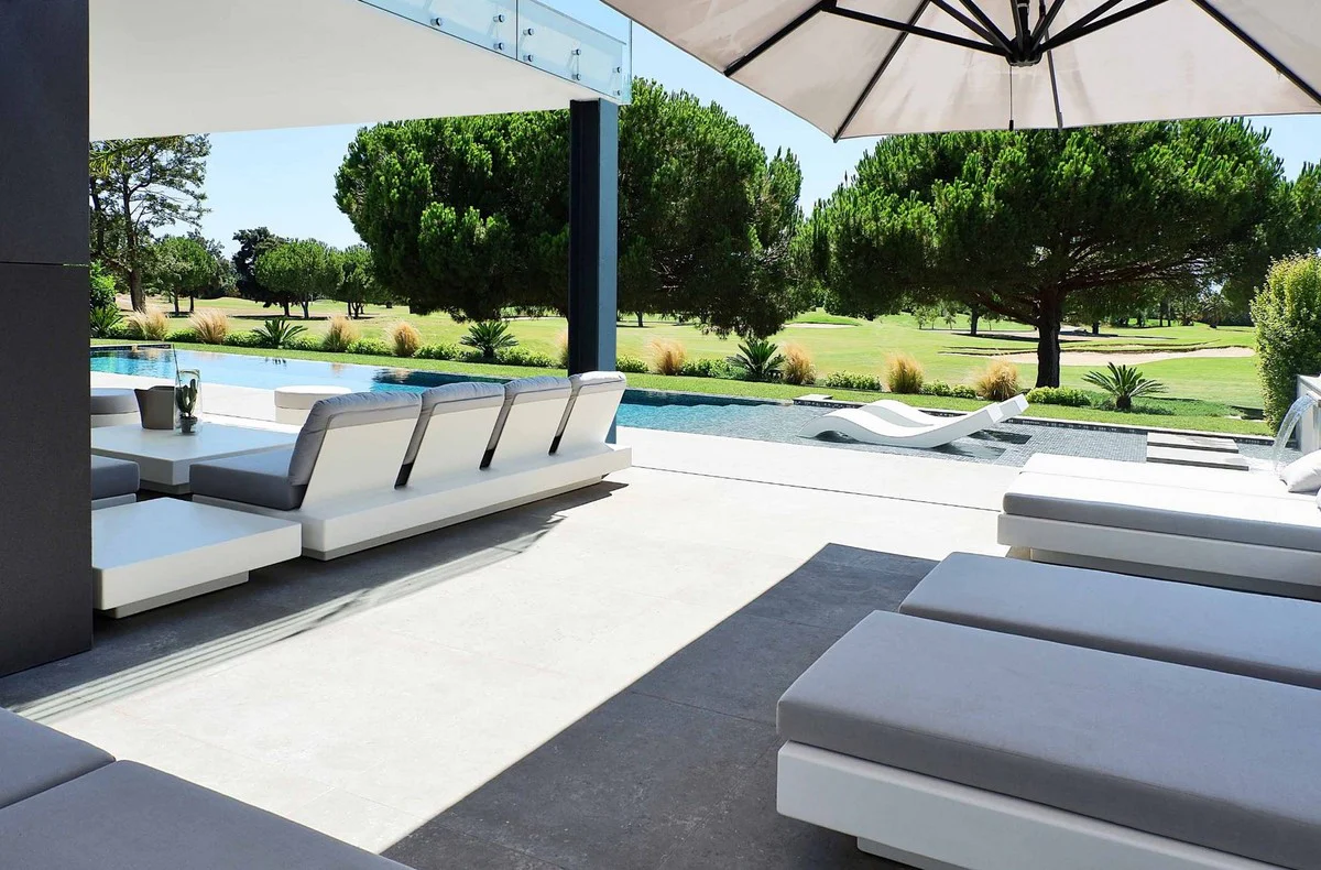 Casa Padrino sofá de jardín de lujo de 3 plazas gris / blanco mate 210 x 90 x A. 70 cm - Sofá de jardín resistente a la intemperie - Muebles de Hotel - Calidad de Lujo