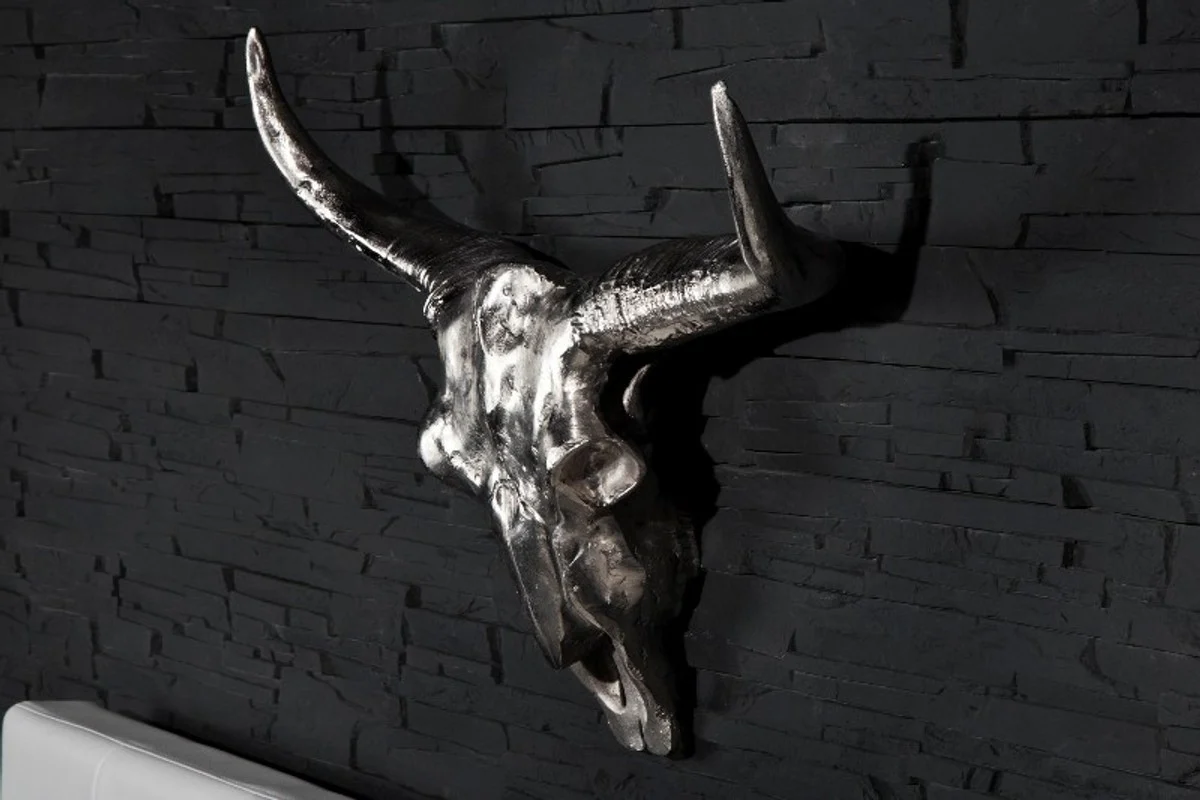 Skull El Toro silver Longhorn Skull height 62 cm, width 69 cm, depth 15 cm, fine sculpture made ??of polyresin, precious & Magnificent