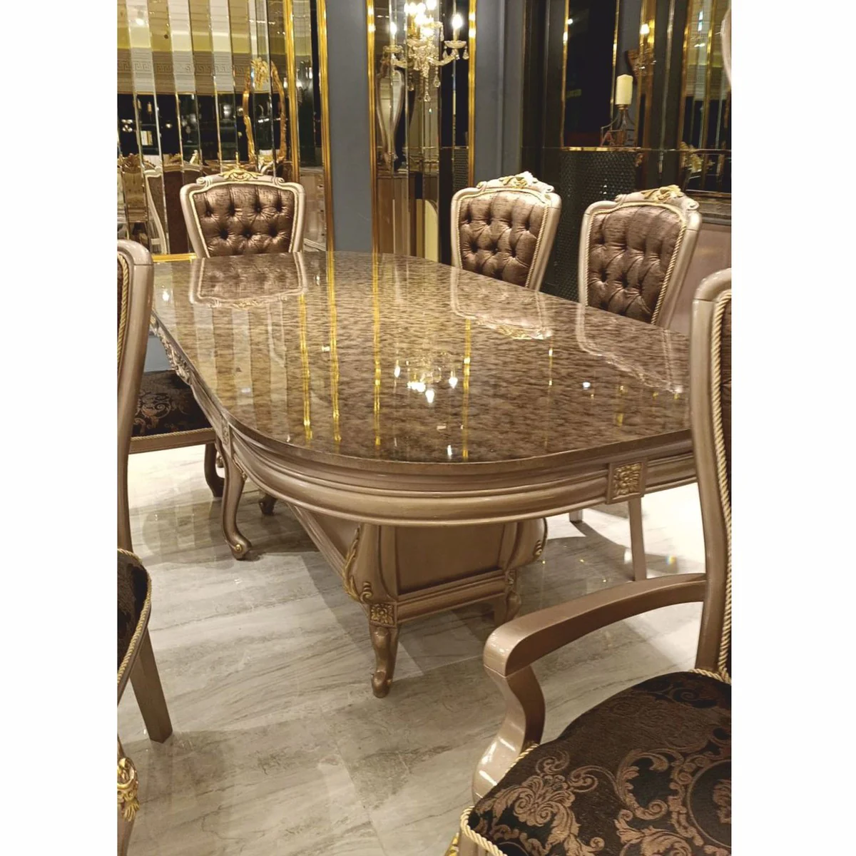 Casa Padrino conjunto de comedor barroco de lujo gris / negro / oro - 1 Mesa de Comedor y 6 Sillas