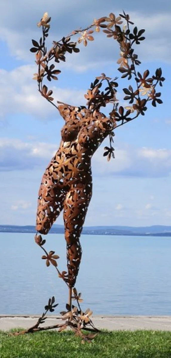 Casa Padrino escultura de decoración de jardín de diseñador mujer óxido 137 x 110 x A. 255 cm - Figura de jardín gigante - Decoración de jardín de lujo