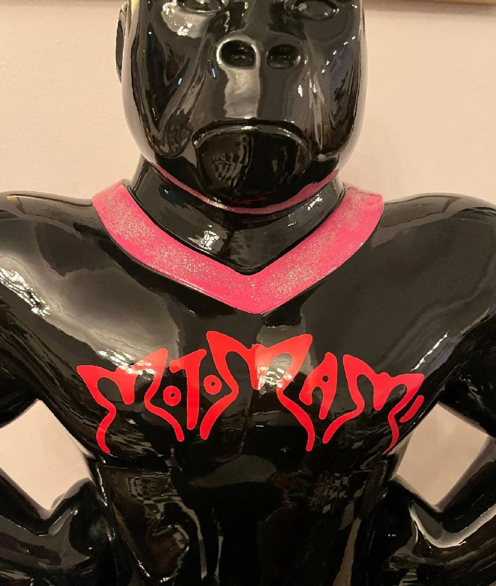 Casa Padrino escultura decorativa de lujo gorila mono negro / p¨²rpura A. 75 cm - Figura decorativa resistente a la intemperie - Figura decorativa de sal¨®n - Figura decorativa de jard¨ªn