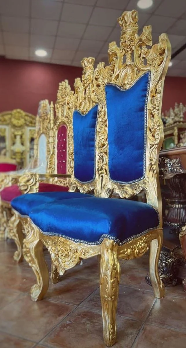 Casa Padrino silla trono barroco azul real / oro - Silla de comedor con respaldo alto hecha a mano con tela de terciopelo - Muebles de comedor barrocos
