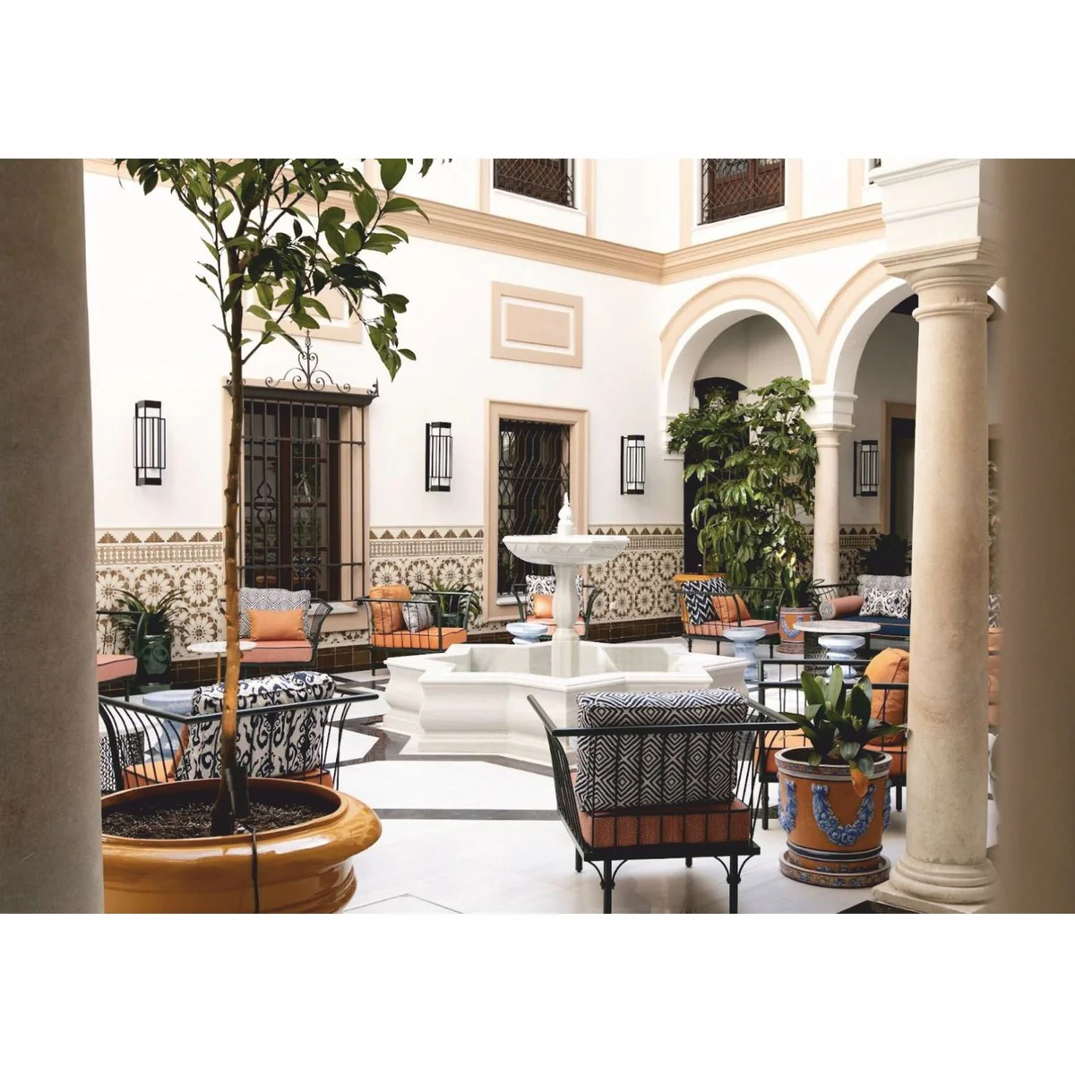 Casa Padrino maceta barroco de lujo de cer¨¢mica beige / azul / blanco ? 53 x A. 54 cm