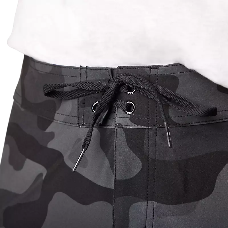 Overhead Camo Stretch 18