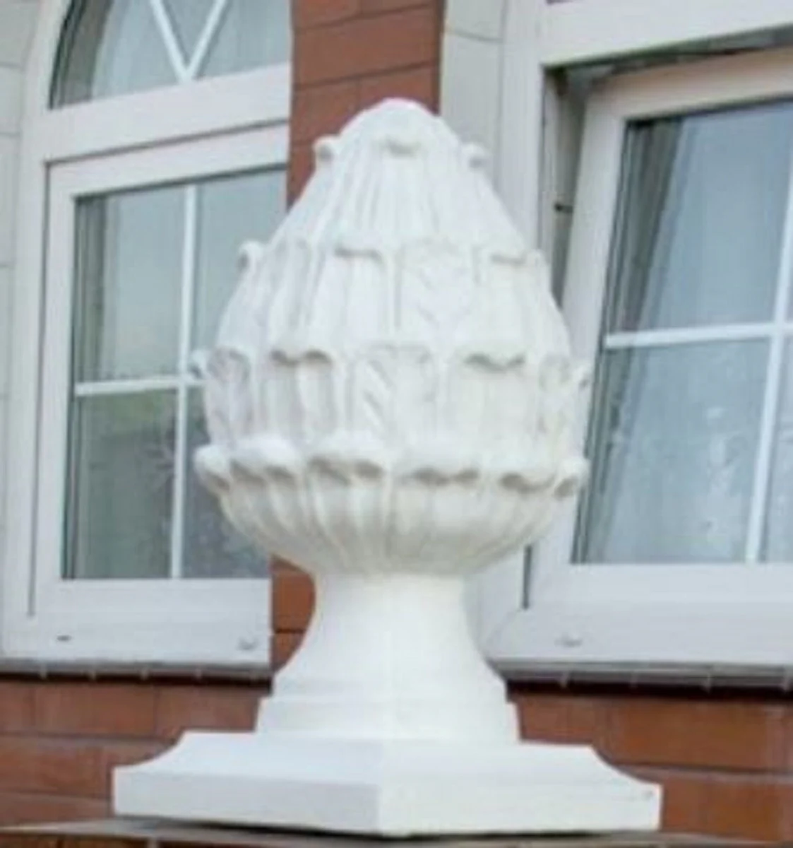 Casa Padrino cono de pino decorativo Art Nouveau con base blanco 20,5 x 20,5 x A. 38 cm - Cono de piedra decorativo - Accesorios de Decoración de Jardín Barroco y Art Nouveau