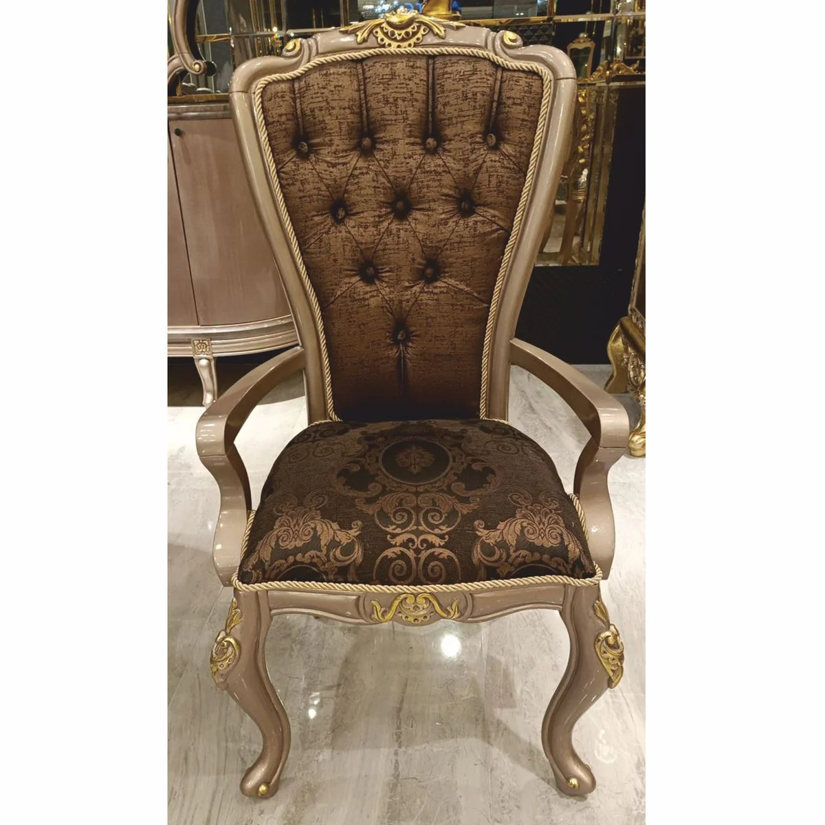 Casa Padrino conjunto de comedor barroco de lujo gris / negro / oro - 1 Mesa de Comedor y 6 Sillas