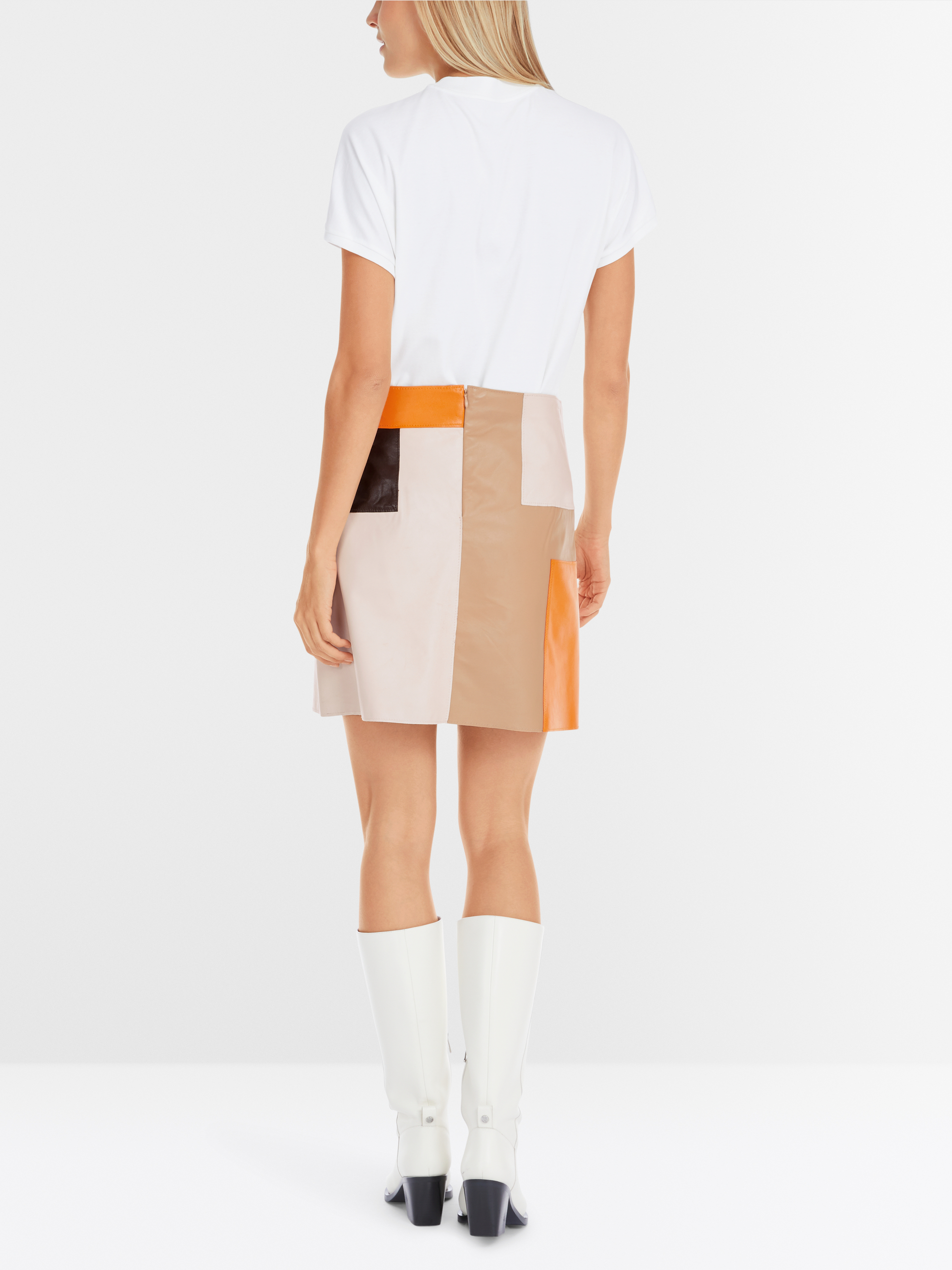 Marc-Cain Mini skirt made from lamb nappa