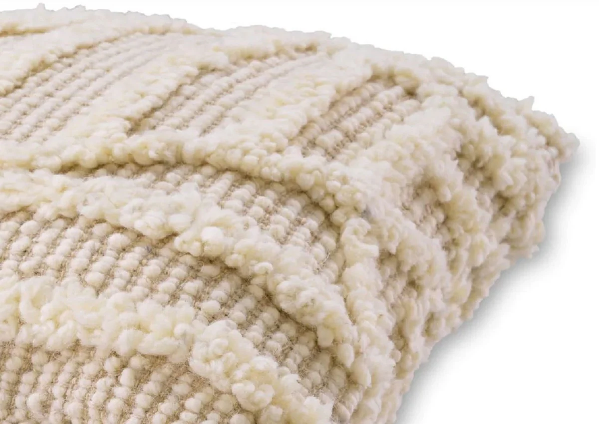 Casa Padrino cojín de lujo marfil 60 x 60 cm - Cojín decorativo de lana tejido a mano - Cojín decorativo cuadrado - Decoración de salón - Accesorios decorativos de lujo - Calidad de lujo