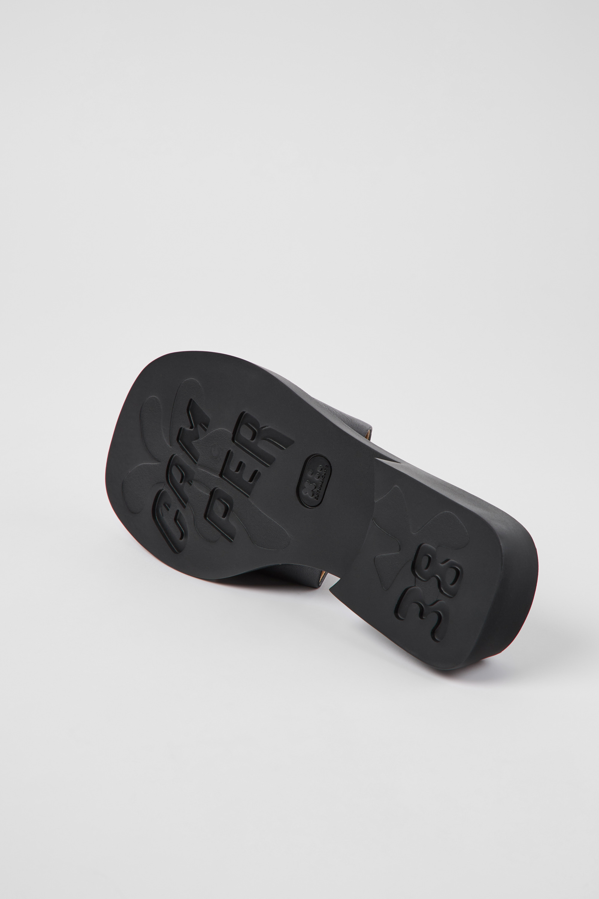 Dana - Black leather sandals for women