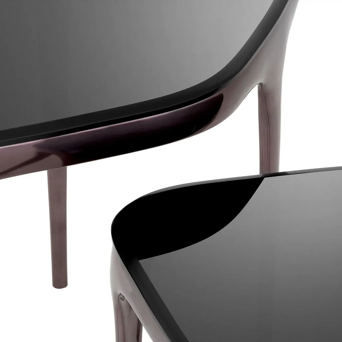 Casa Padrino conjunto de mesa auxiliar de lujo plata negro / negro - 2 Mesas de aluminio con tapa de vidrio - Muebles de hotel - Muebles de sal¨®n - Muebles de lujo - Interiores de lujo