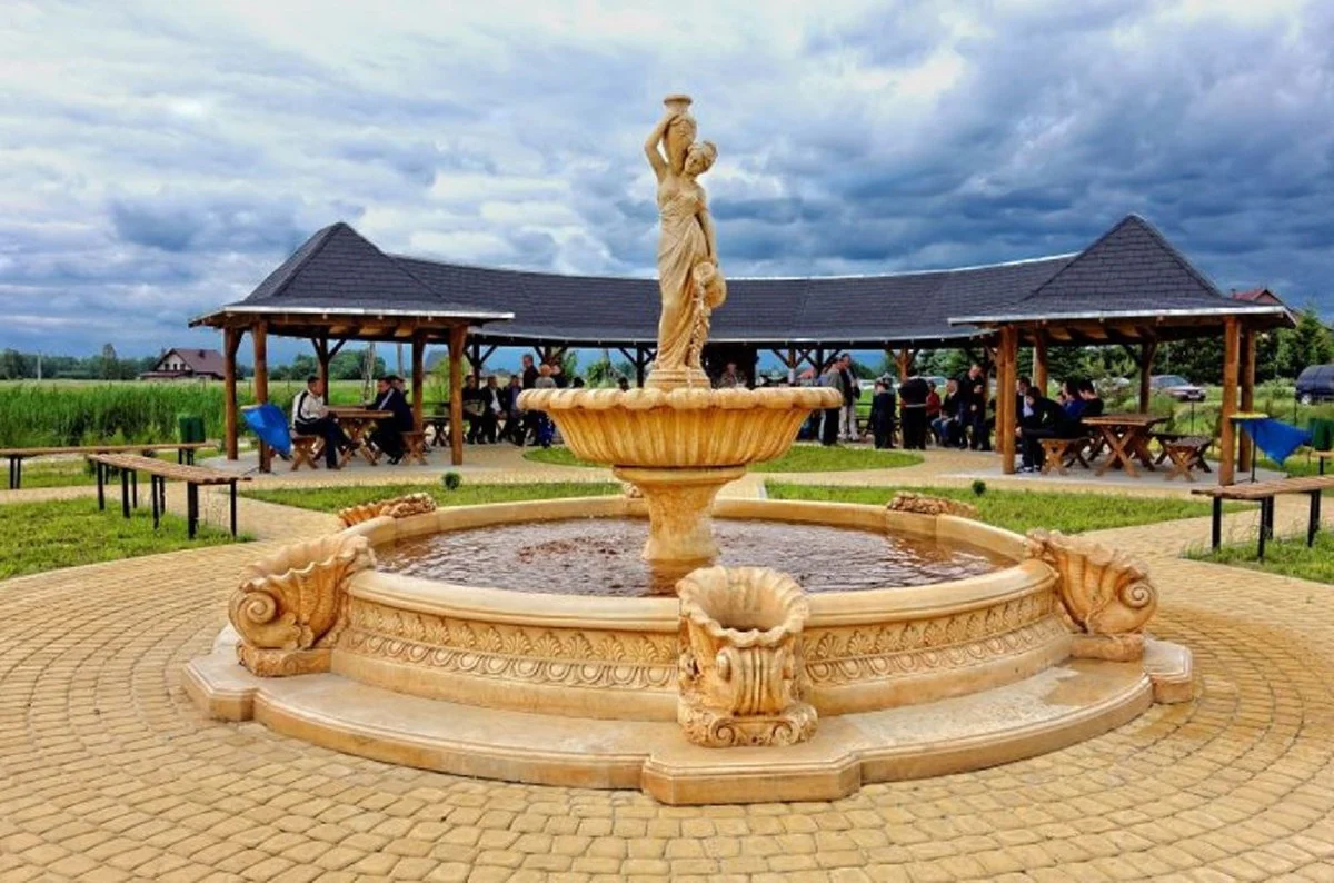 Casa Padrino fuente Art Nouveau señora con jarras beige Ø 153 x A. 251 cm - Magnífica fuente de jardín - Fuente de decoración de jardín - Accesorios de Decoración de Jardín Barroco y Art Nouveau