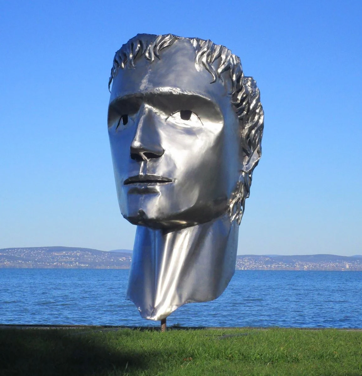 Casa Padrino escultura decorativa de jard¨ªn de acero inoxidable XXL cabeza plata A. 213 cm