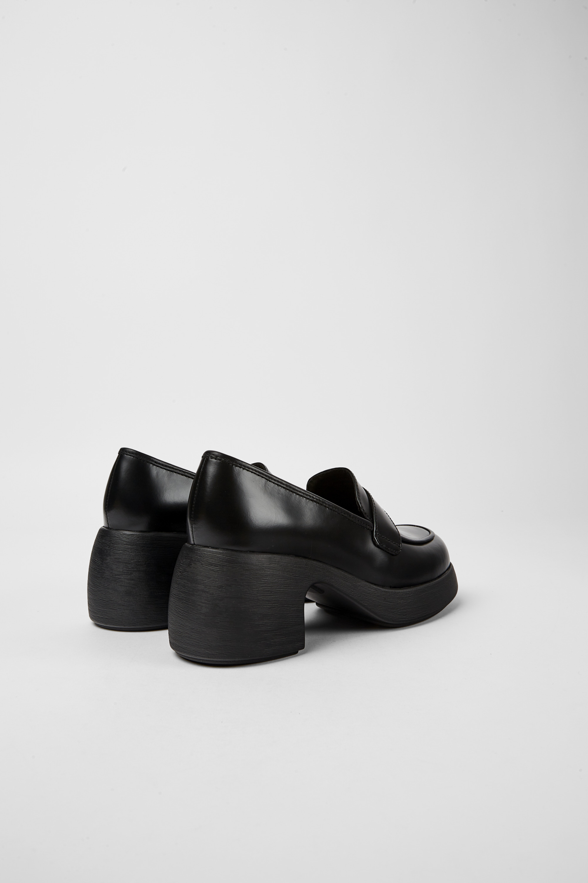 Thelma - Black leather shoes