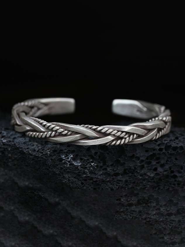 Retro Personality Twist Open Bracelet