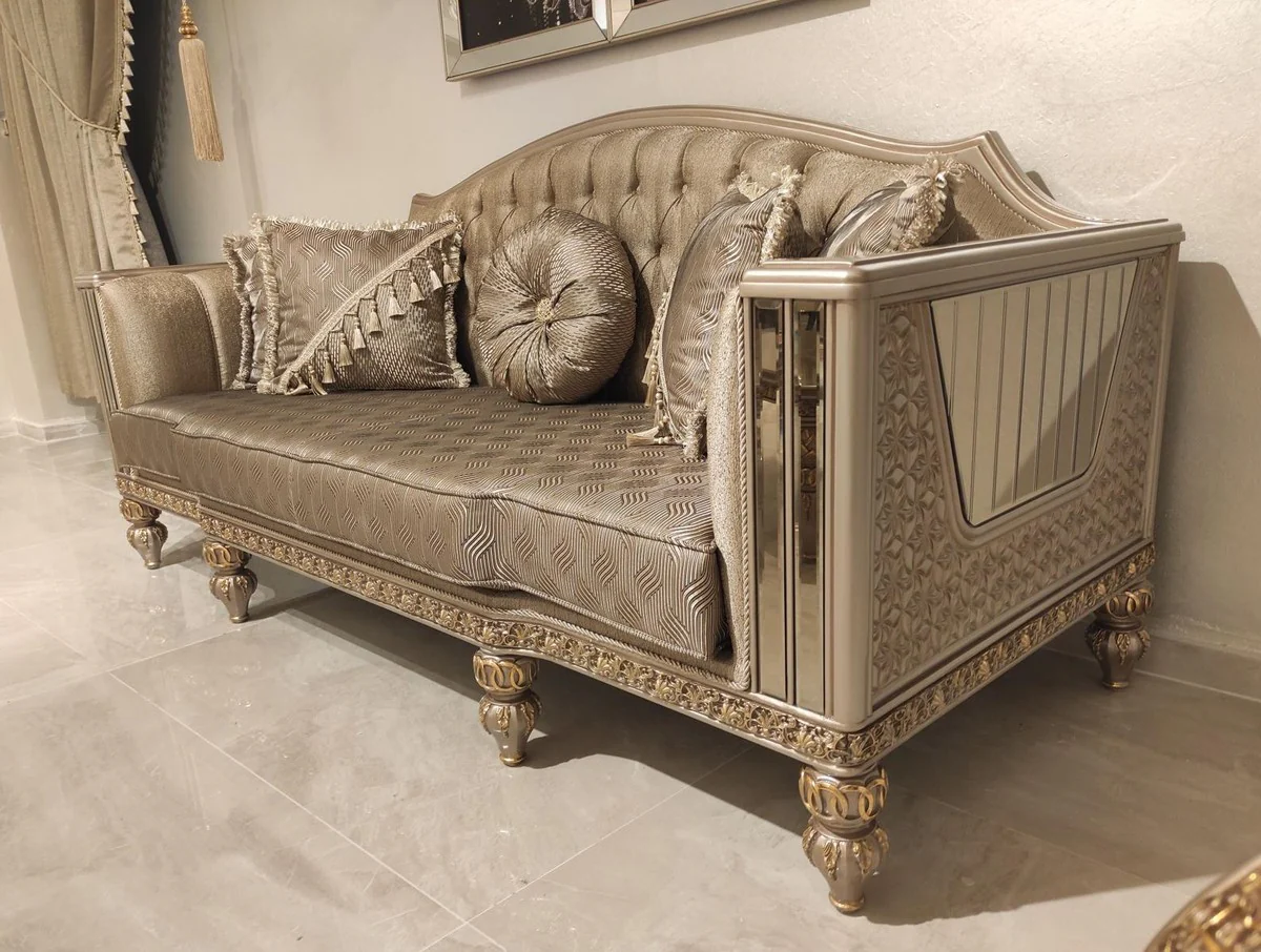 Casa Padrino sof¨¢ barroco Chesterfield de lujo oro / gris / oro - Magn¨ªfico sof¨¢ de sal¨®n - Muebles de lujo estilo barroco - Muebles de sal¨®n estilo barroco - Muebles barrocos