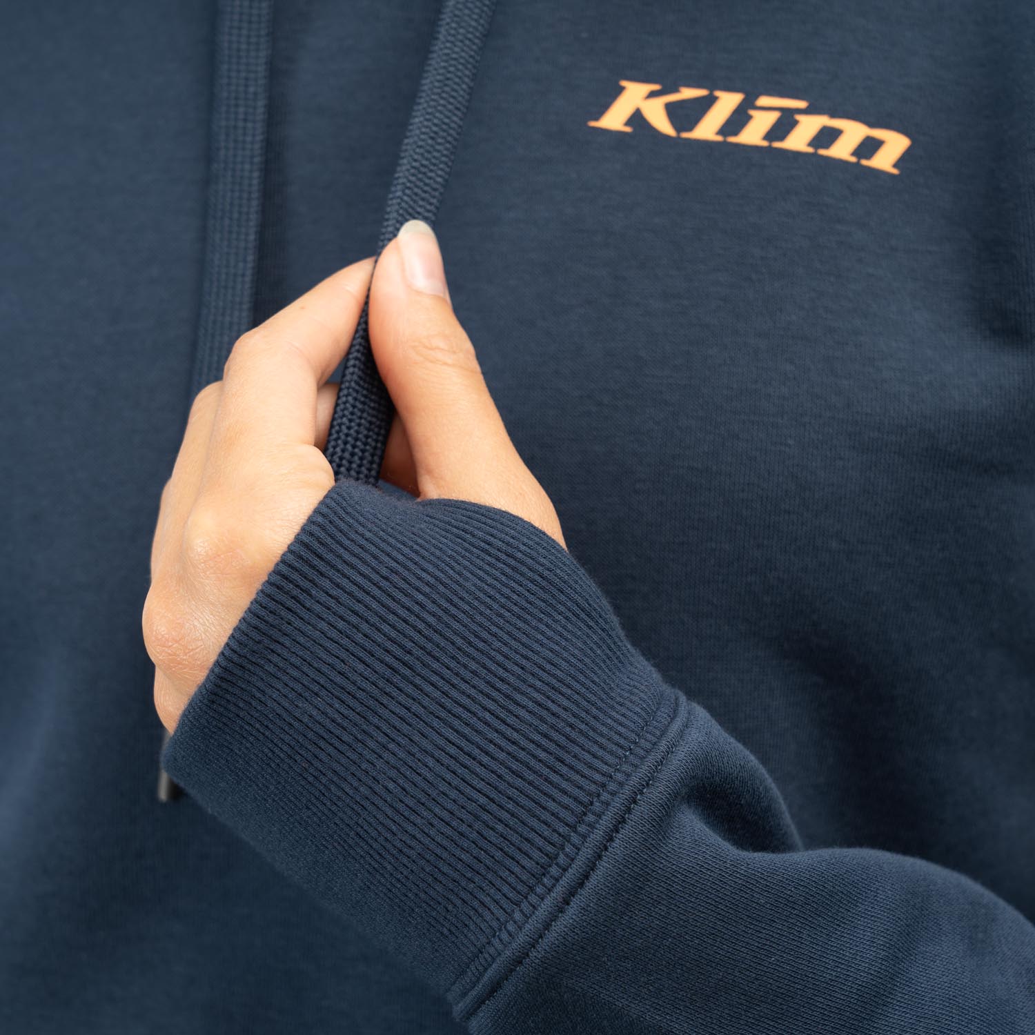 Mariposa Long Pullover Hoodie