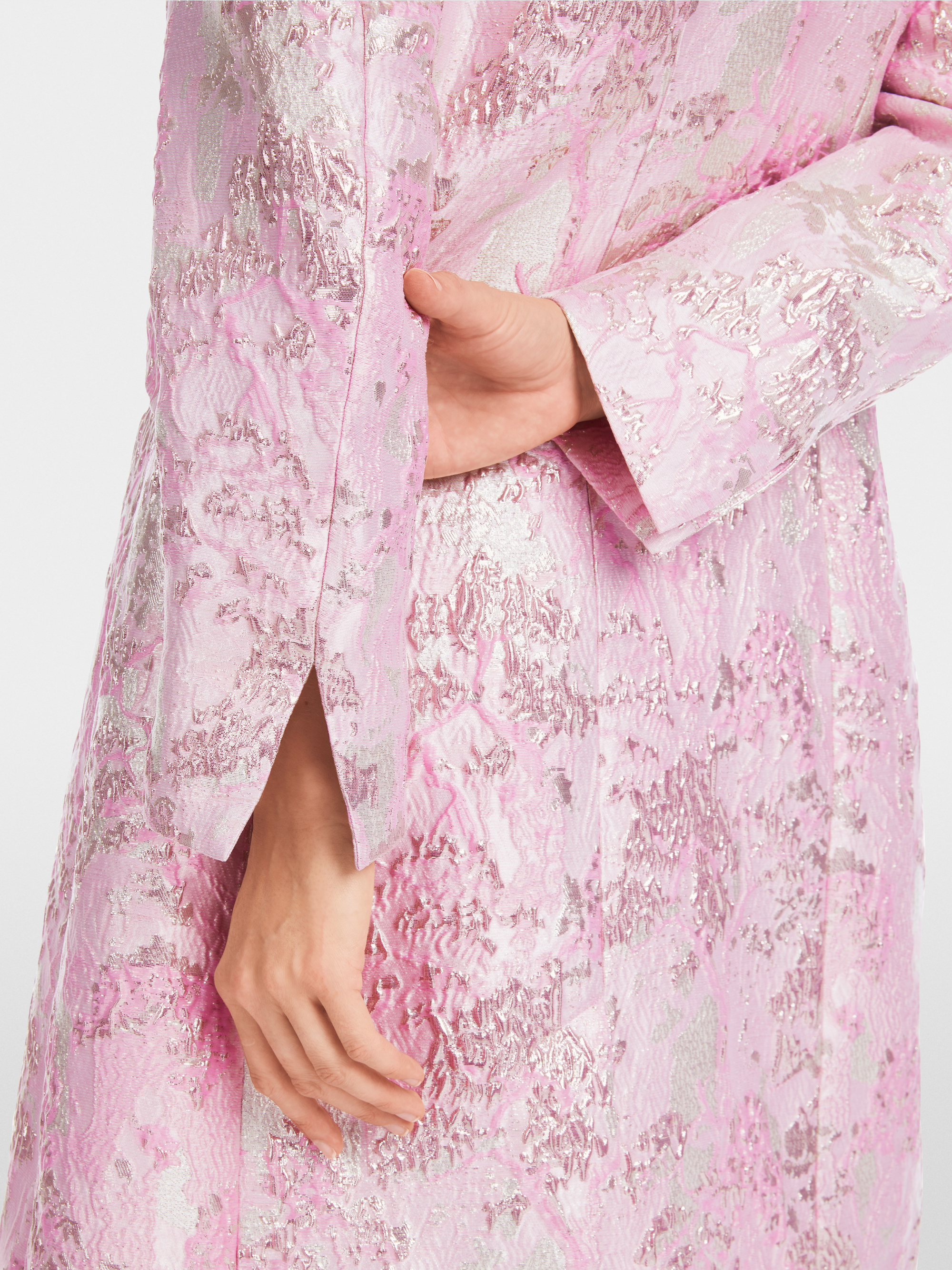 Marc-Cain Short and fitted brocade coat