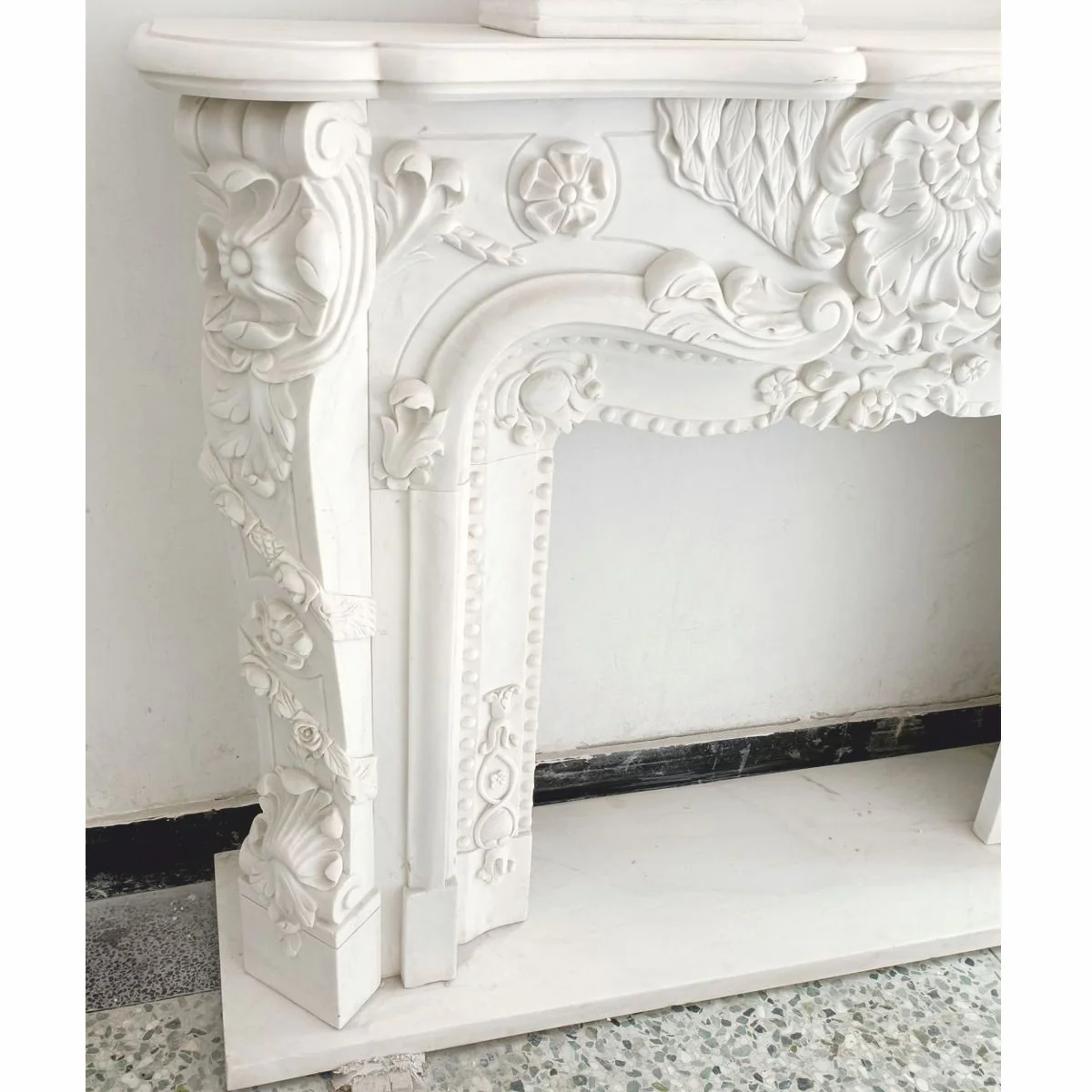 Casa Padrino marco de chimenea de m¨¢rmol barroco de lujo blanco 150 x A. 110 cm - Muebles barrocos