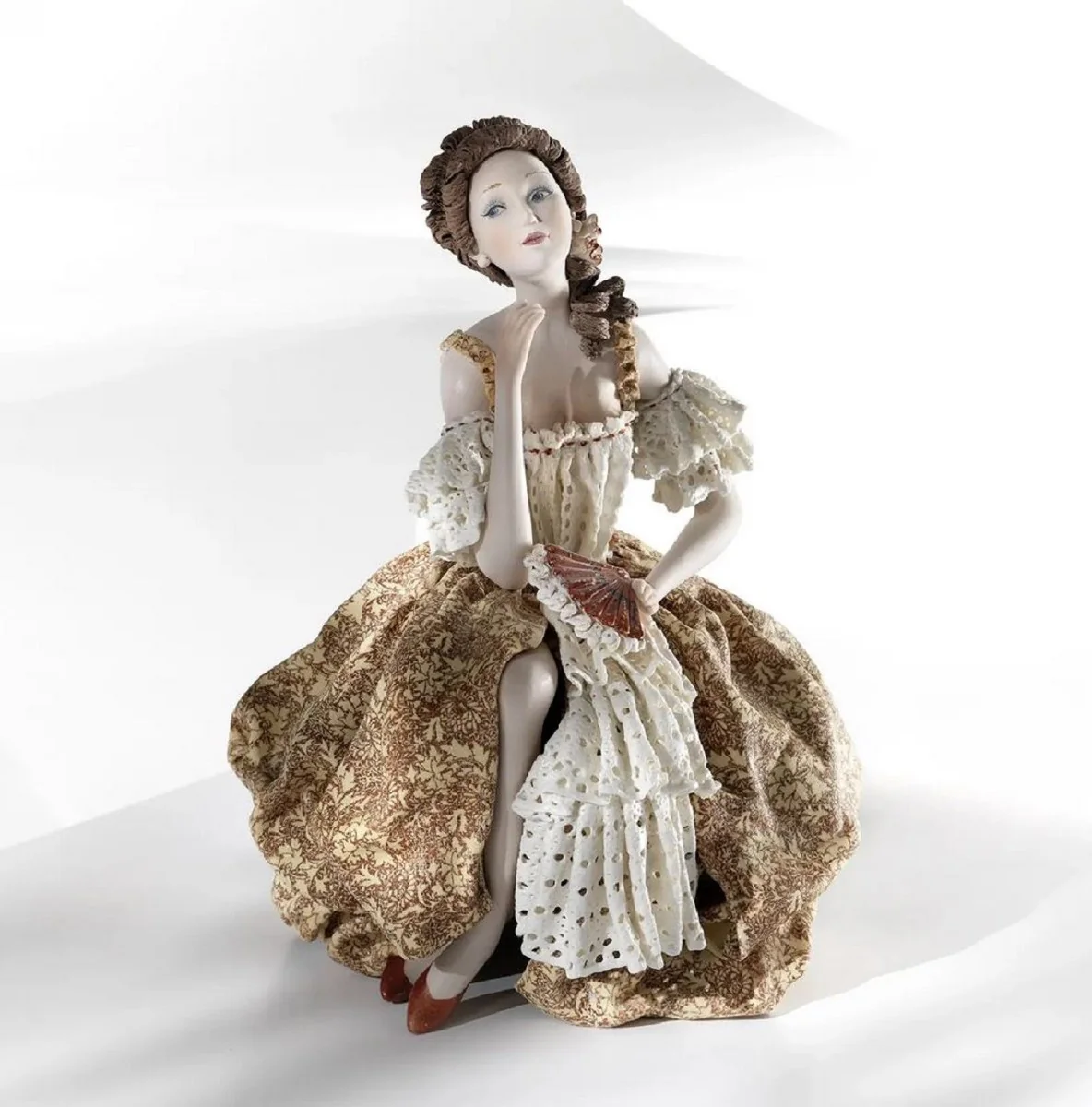 Casa Padrino mu?eca decorativa de porcelana barroco dama sobre balaustrada colorido A. 29 cm - Hecho en Italia