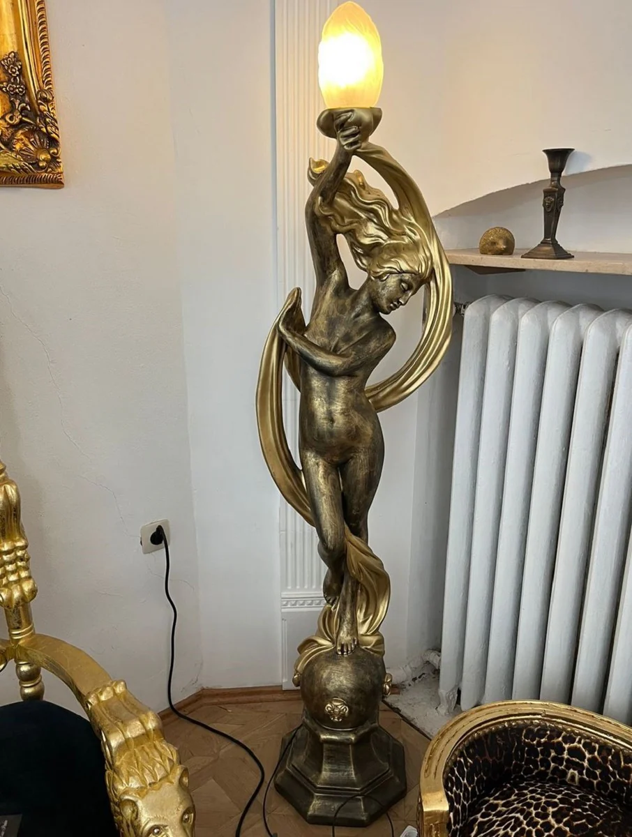 Casa Padrino lámpara de pie Art Nouveau mujer oro antiguo A. 180 cm - Magnífica escultura de resina con lámpara - Lámparas de Pie Barroco y Art Nouveau