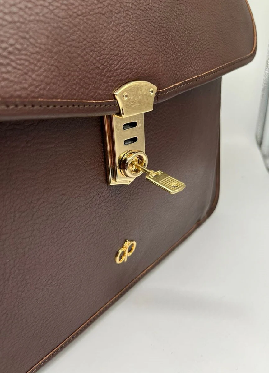 Casa Padrino malet¨ªn de lujo para hombre de cuero genuino marr¨®n oscuro / oro 42 cm - Hecho en Italia