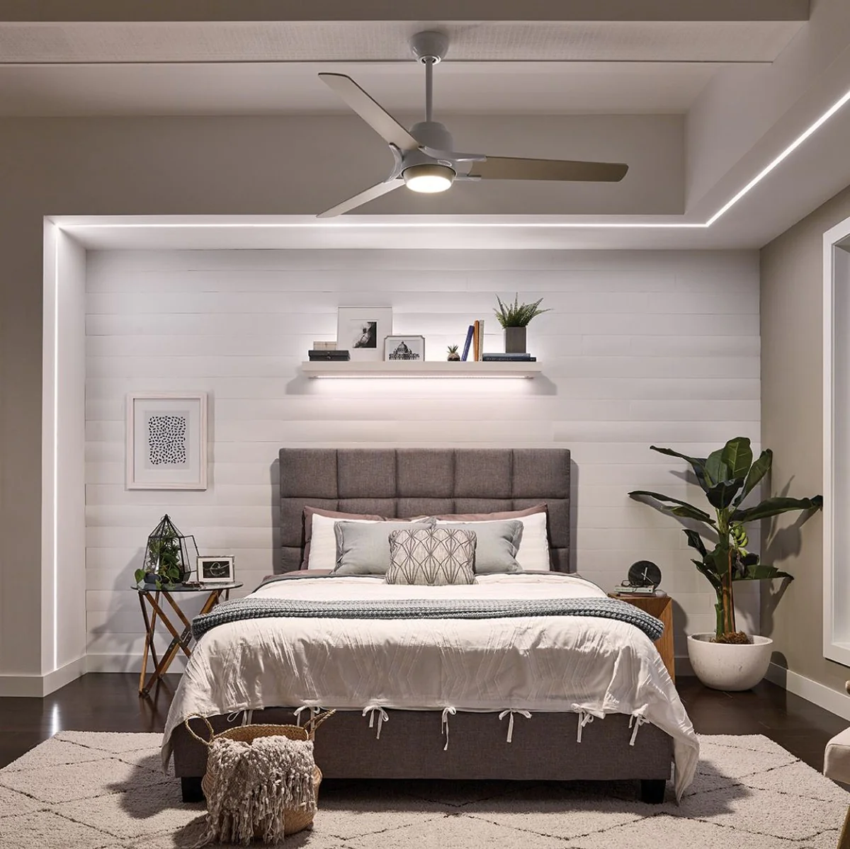 Casa Padrino ventilador de techo de lujo blanco / plata mate 152 x A. 46 cm - Ventilador moderno regulable con iluminación LED y control remoto - Colección de Lujo