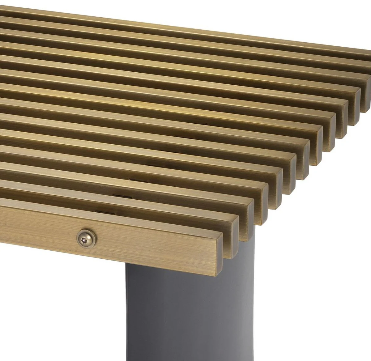 Casa Padrino mesa auxiliar de dise?o industrial de lujo lat¨®n / negro 60,5 x 60,5 x A. 40 cm - Mesa de estilo industrial con tablero de rejilla met¨¢lica y patas de mesa el¨ªpticas - Calidad de Lujo