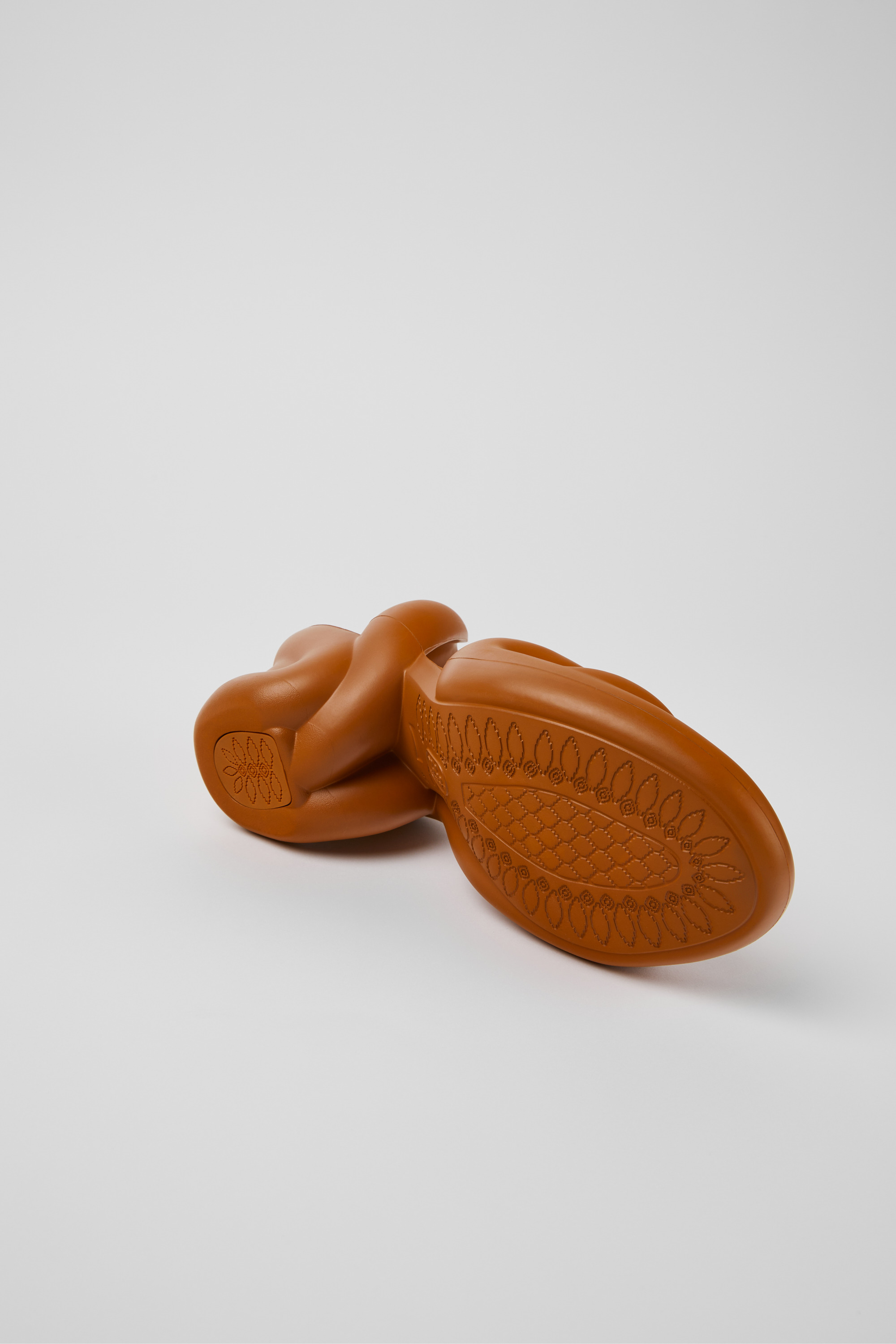 Kobarah - Brown unisex sandal